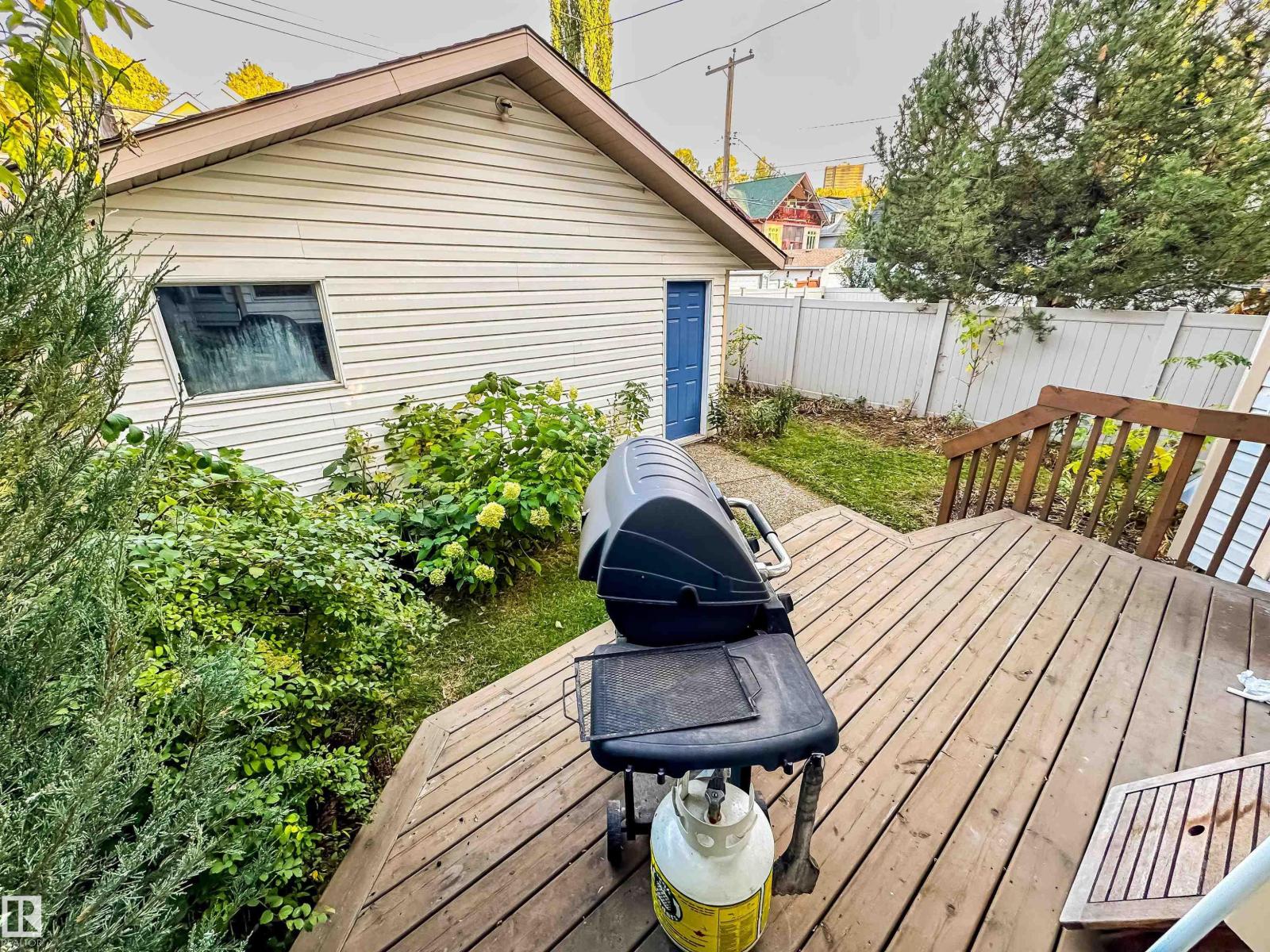 9527 100a St Nw, Edmonton, Alberta  T5K 0V5 - Photo 38 - E4460925