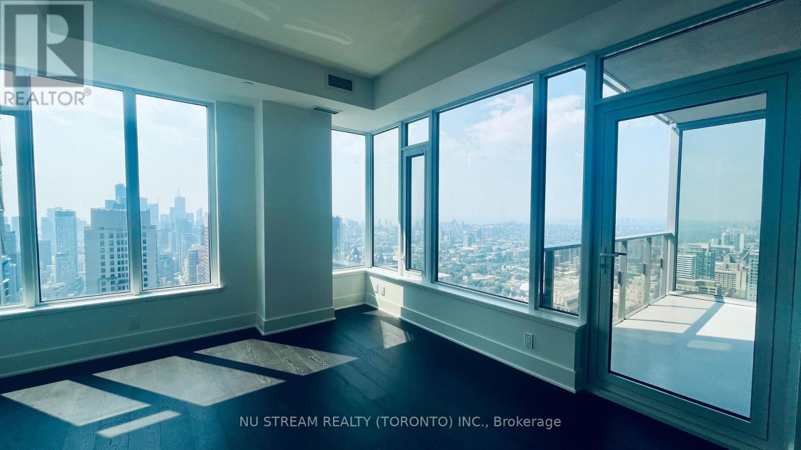 4809 - 11 Yorkville Avenue, Toronto, Ontario  M4W 0B7 - Photo 16 - C12445579