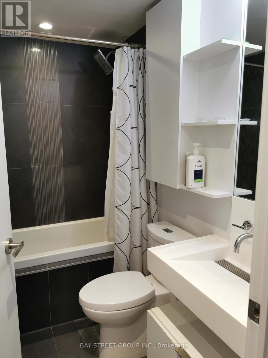 4101 - 5 St Joseph Street, Toronto, Ontario  M4Y 0B6 - Photo 3 - C12445582