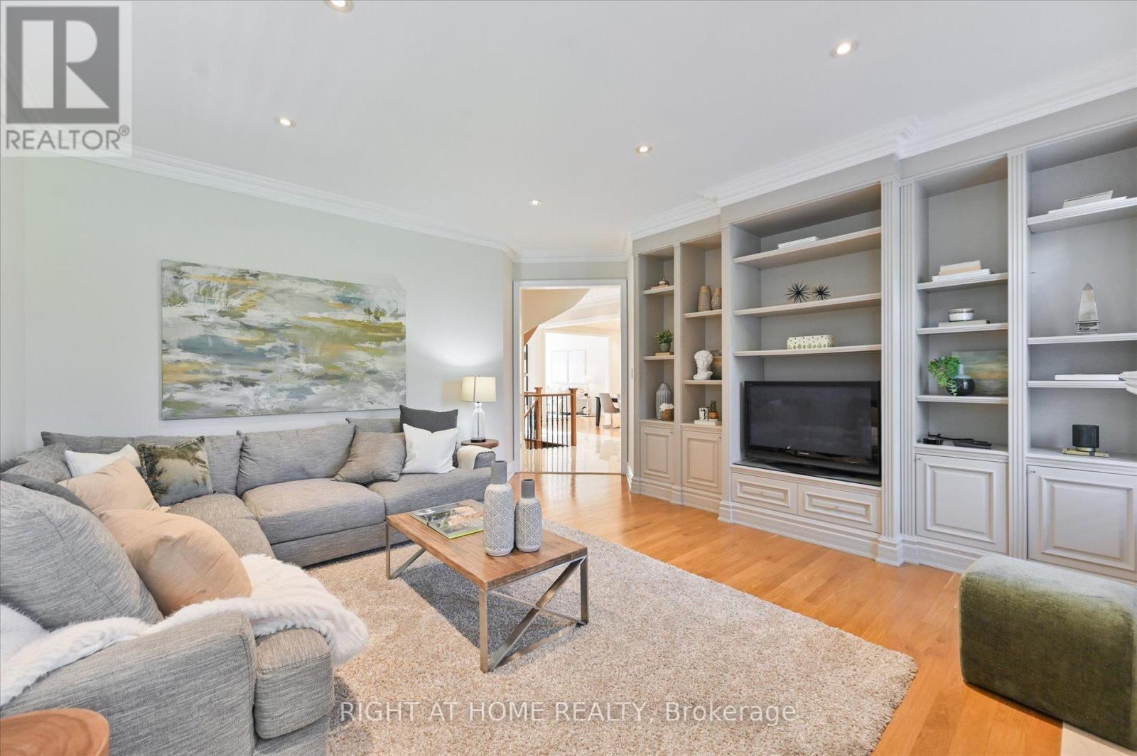 154 Charlton Boulevard, Toronto, Ontario  M2R 2J1 - Photo 11 - C12445583
