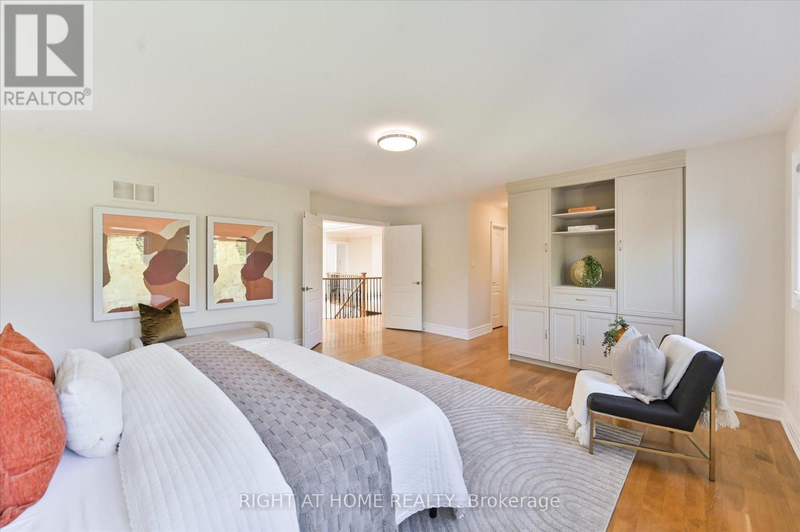 154 Charlton Boulevard, Toronto, Ontario  M2R 2J1 - Photo 18 - C12445583