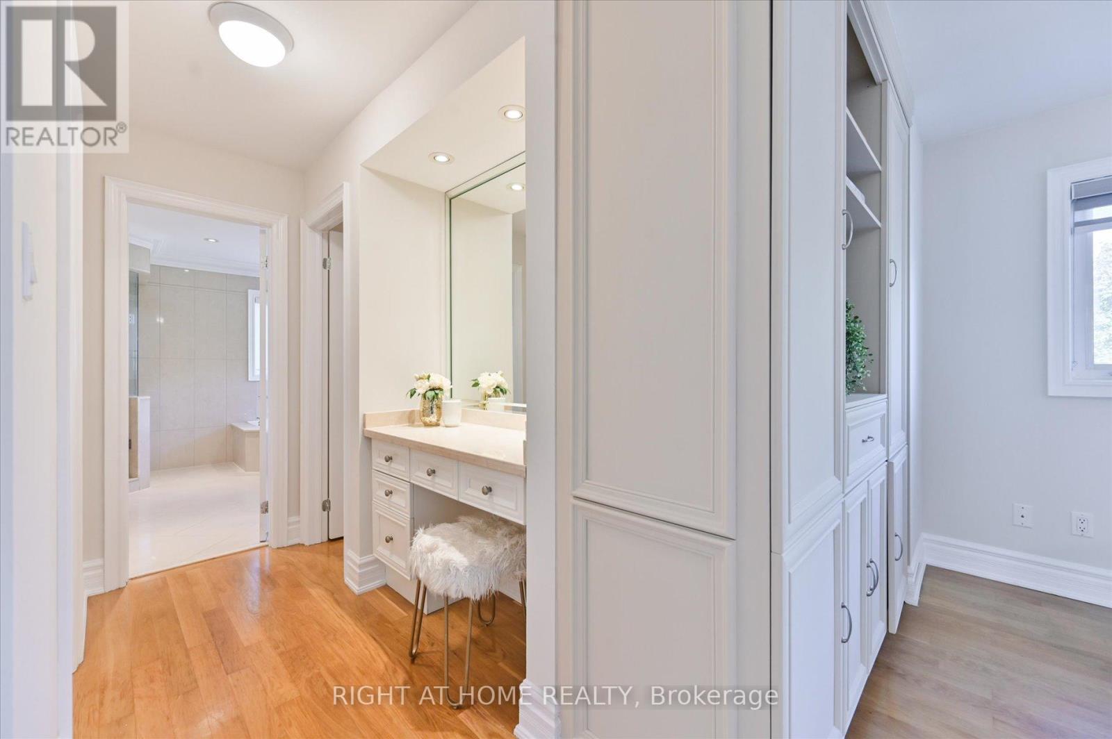 154 Charlton Boulevard, Toronto, Ontario  M2R 2J1 - Photo 19 - C12445583