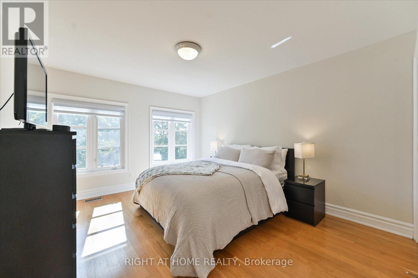 154 Charlton Boulevard, Toronto, Ontario  M2R 2J1 - Photo 26 - C12445583