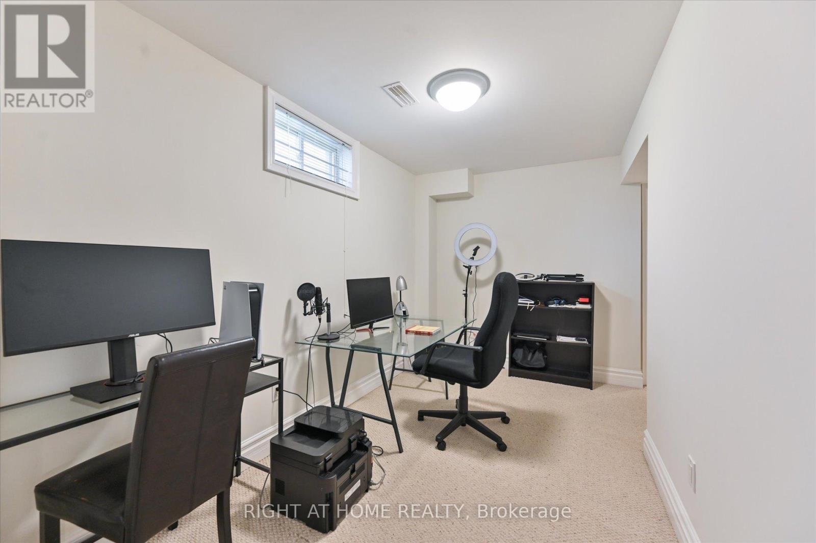 154 Charlton Boulevard, Toronto, Ontario  M2R 2J1 - Photo 30 - C12445583