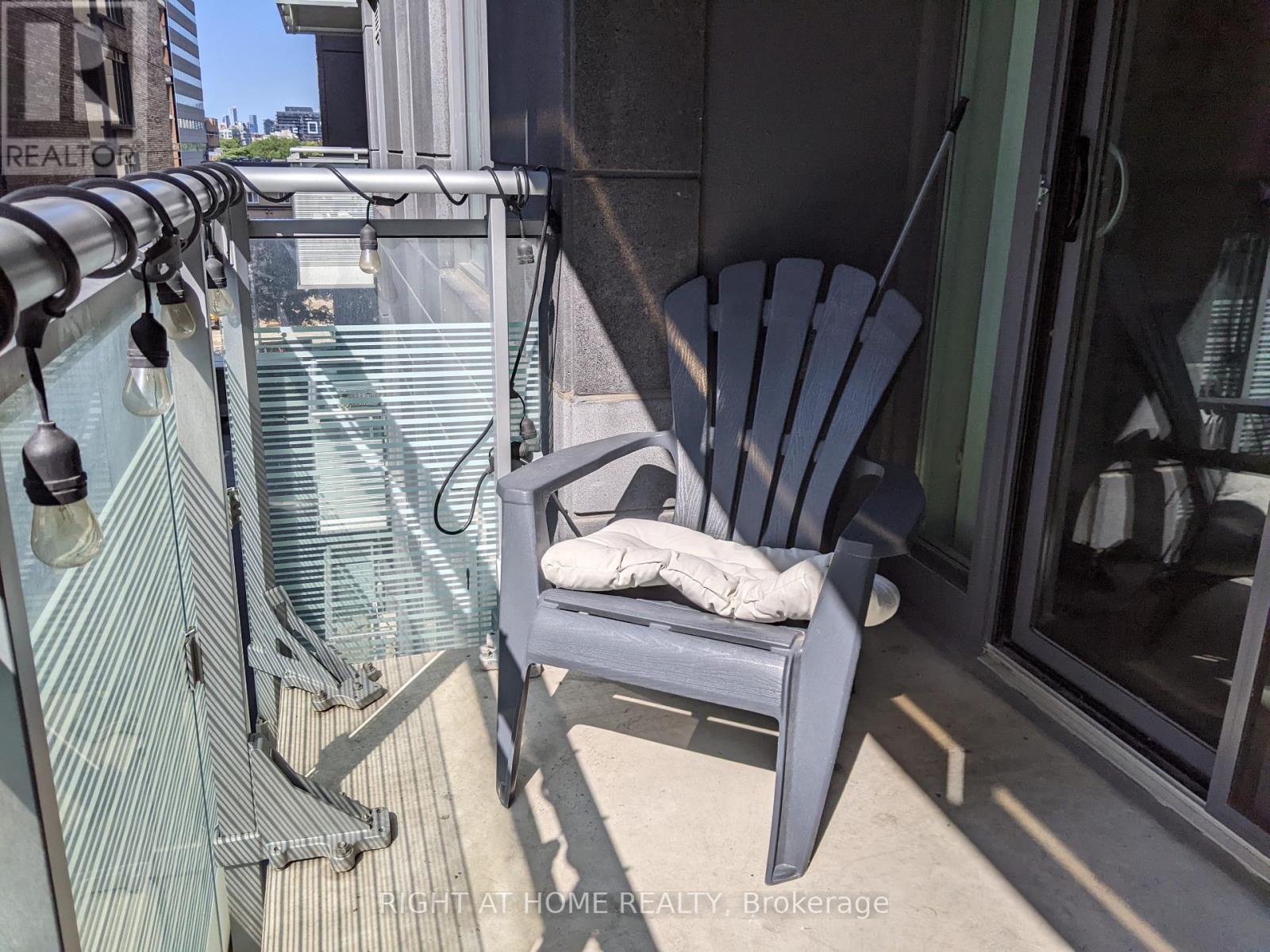 629 - 525 Adelaide Street W, Toronto, Ontario  M5V 0N7 - Photo 9 - C12445584