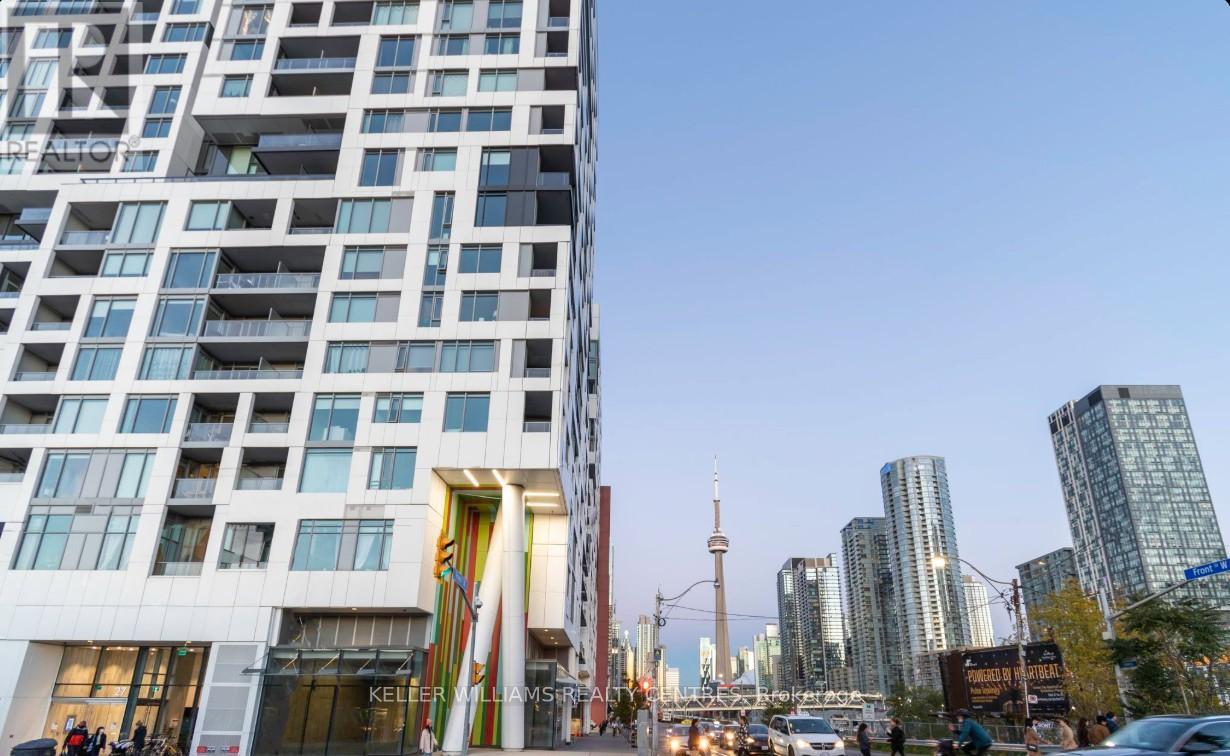 712 - 27 Bathurst Street, Toronto, Ontario  M5V 0R1 - Photo 2 - C12445590