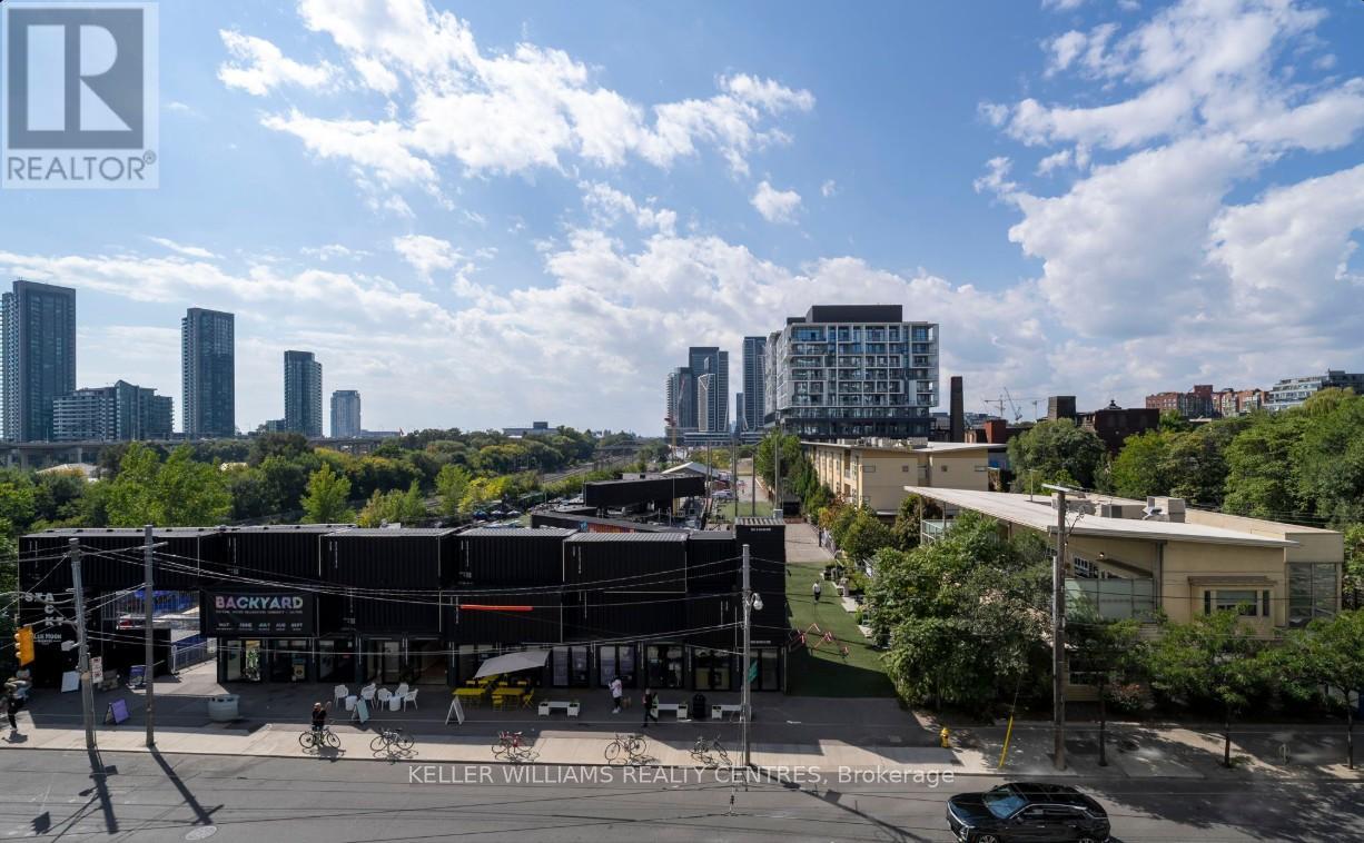 712 - 27 Bathurst Street, Toronto, Ontario  M5V 0R1 - Photo 8 - C12445590
