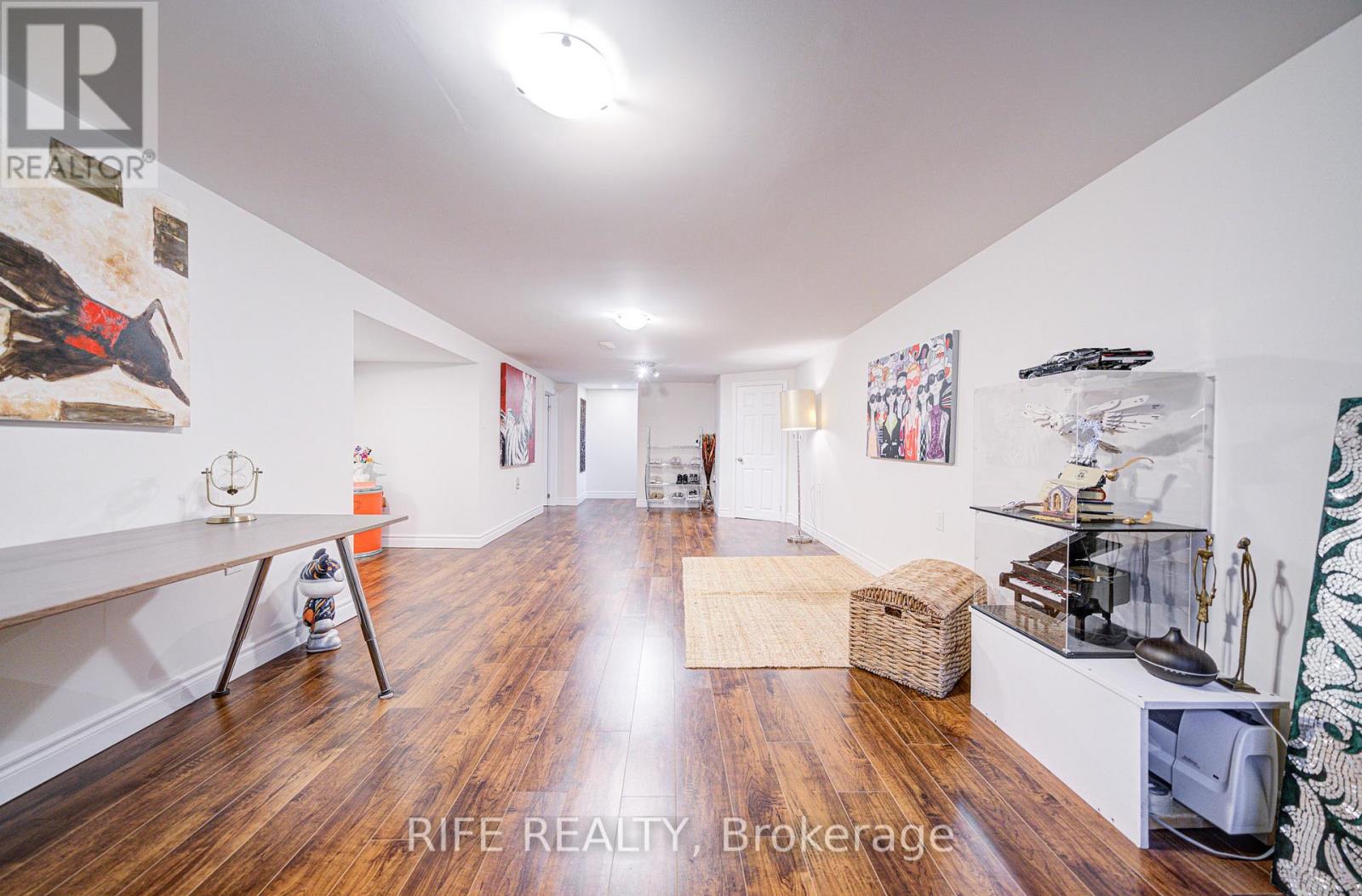 306 Wenlock Street, Richmond Hill, Ontario  L4C 1M7 - Photo 15 - N12444943