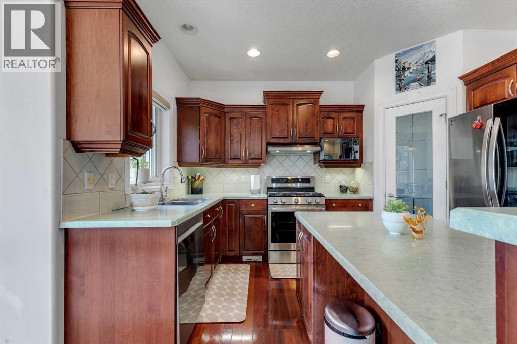173 Panamount Green Nw, Calgary, Alberta  T3K 5R6 - Photo 10 - A2256720