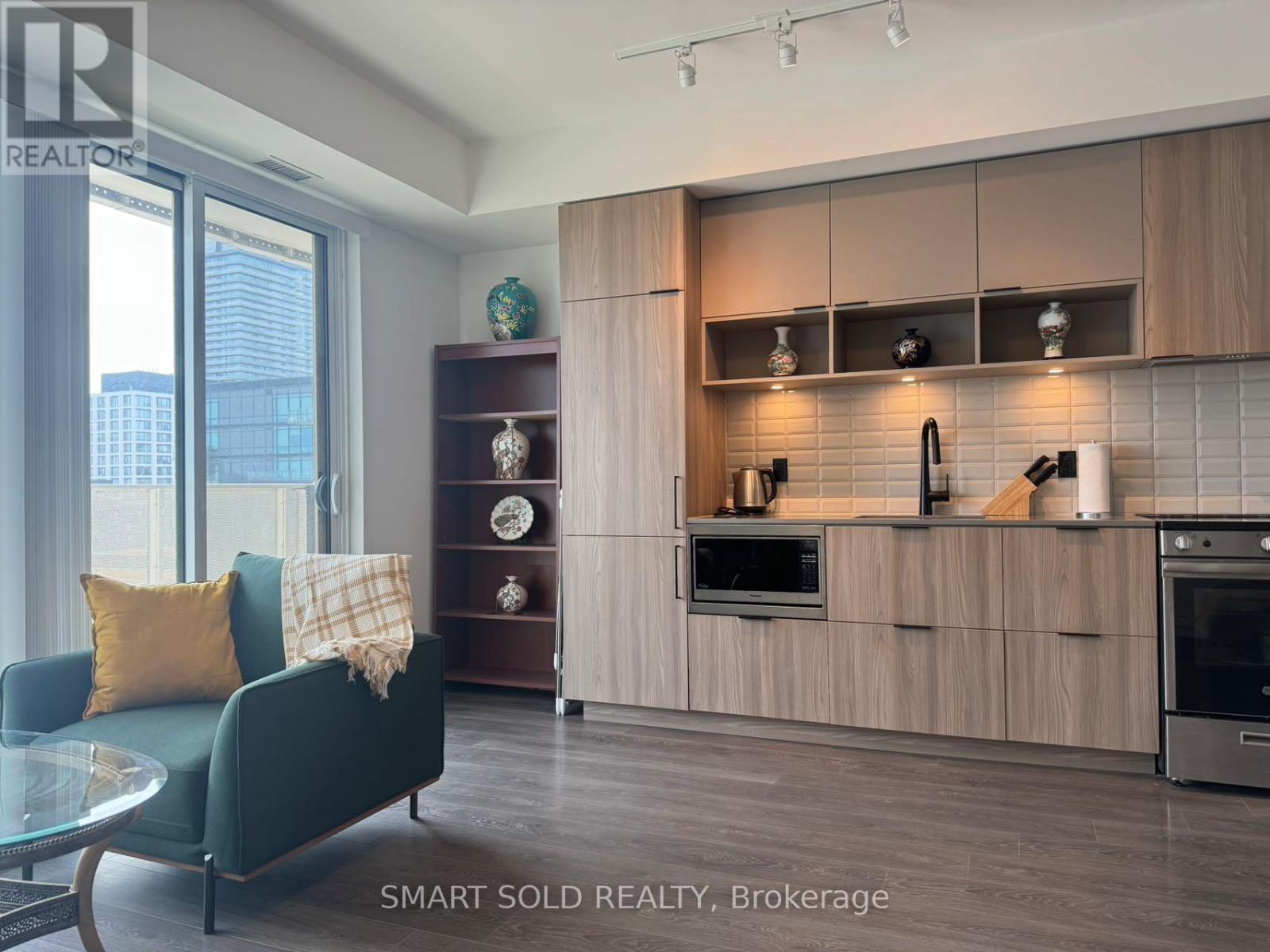 905 - 60 TANNERY ROAD, Toronto, Ontario