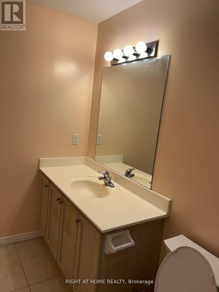 704 - 1 Maison Parc Court, Vaughan, Ontario  L4J 9K1 - Photo 15 - N12445595