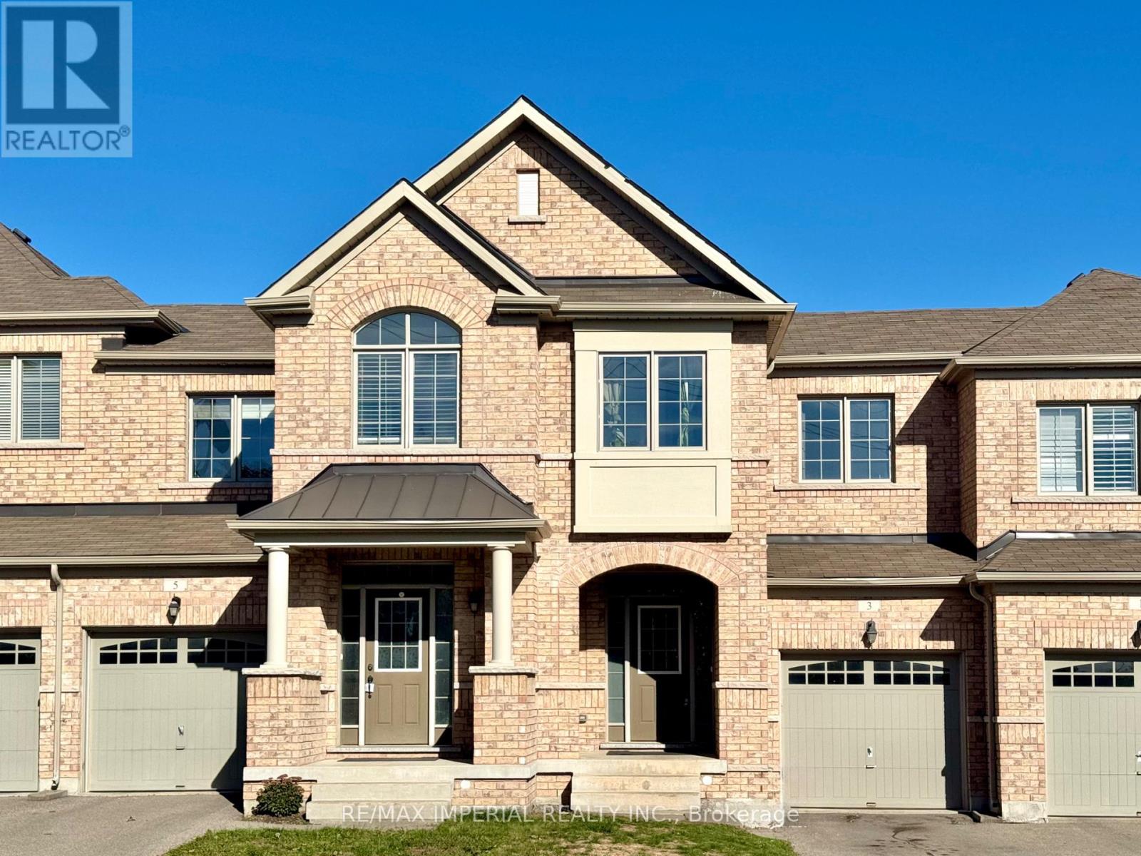 3 PORT ARTHUR CRESCENT, Richmond Hill, Ontario