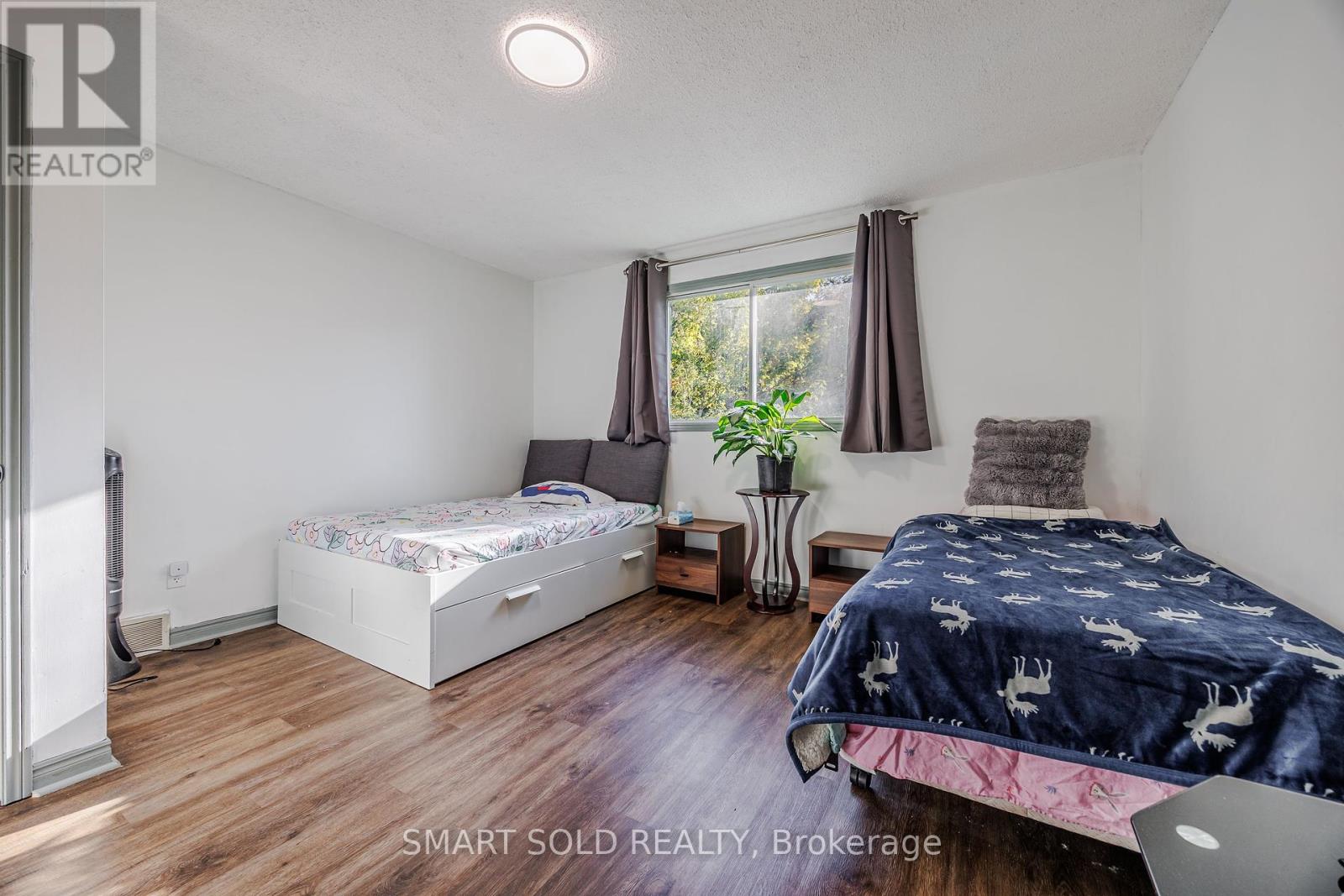 44 Hemlock Street, St. Catharines, Ontario  L2T 4B7 - Photo 13 - X12445592
