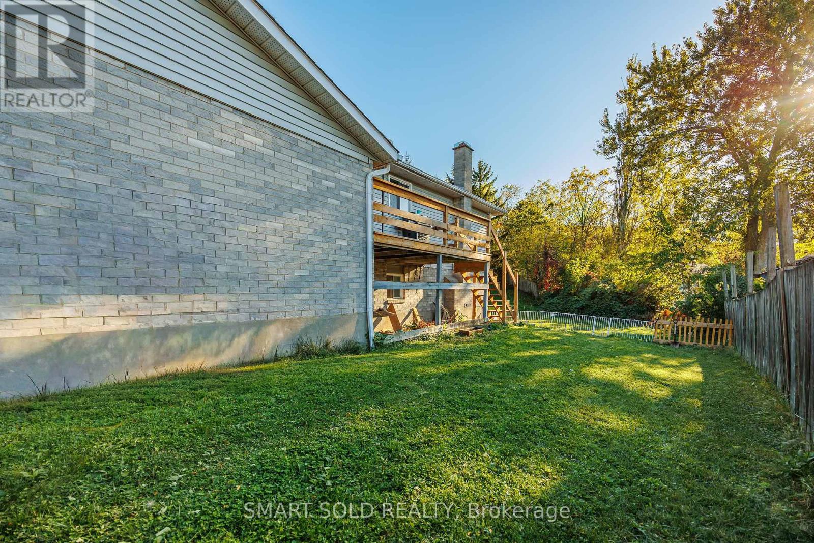 44 Hemlock Street, St. Catharines, Ontario  L2T 4B7 - Photo 23 - X12445592