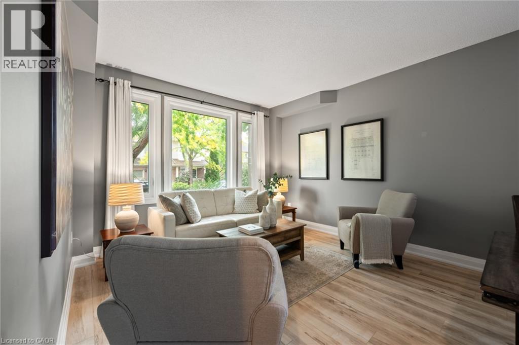 2154 Woodglen Crescent, Burlington, Ontario  L7L 6G9 - Photo 4 - 40772596