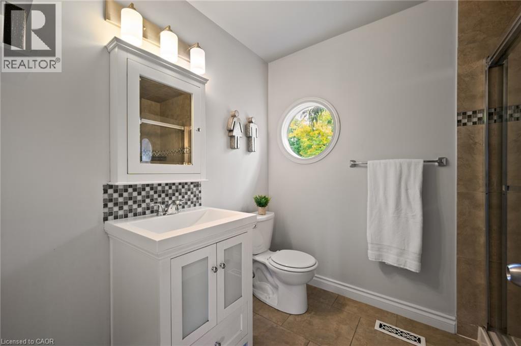2154 Woodglen Crescent, Burlington, Ontario  L7L 6G9 - Photo 33 - 40772596
