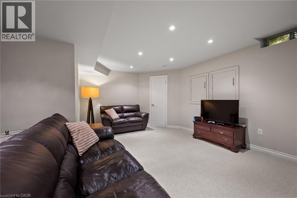 2154 Woodglen Crescent, Burlington, Ontario  L7L 6G9 - Photo 42 - 40772596