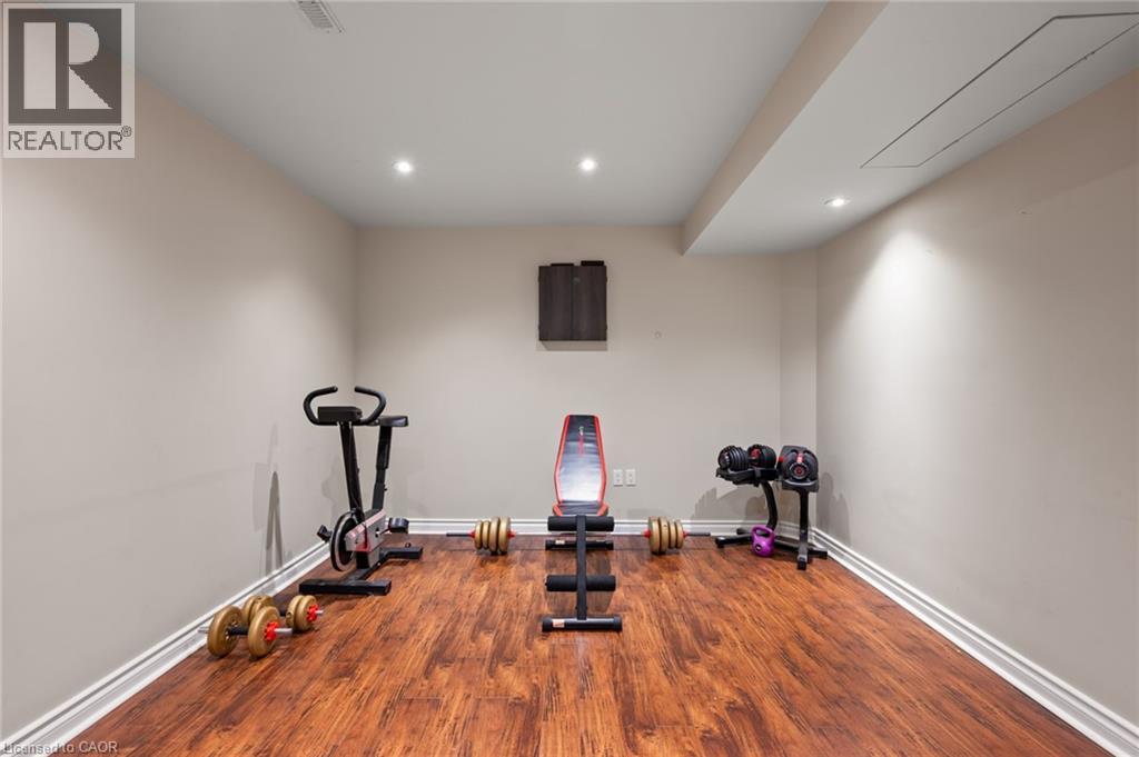 2154 Woodglen Crescent, Burlington, Ontario  L7L 6G9 - Photo 41 - 40772596