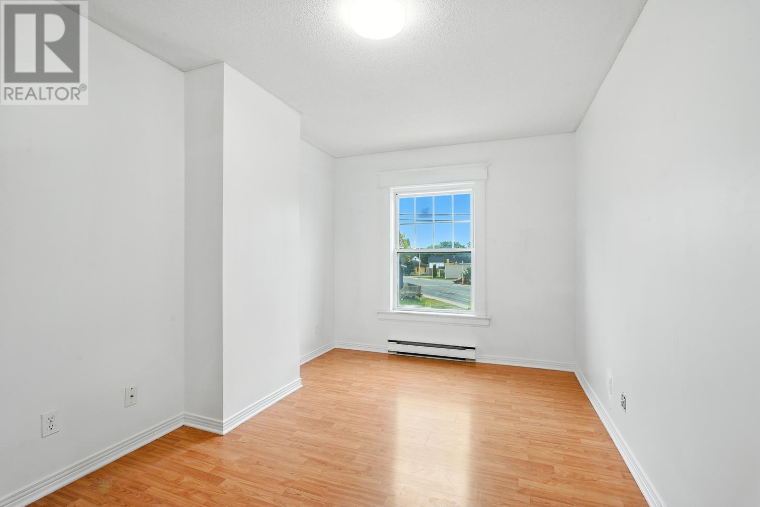 191 Pim St, Sault Ste. Marie, Ontario  P6A 3H1 - Photo 14 - SM252242