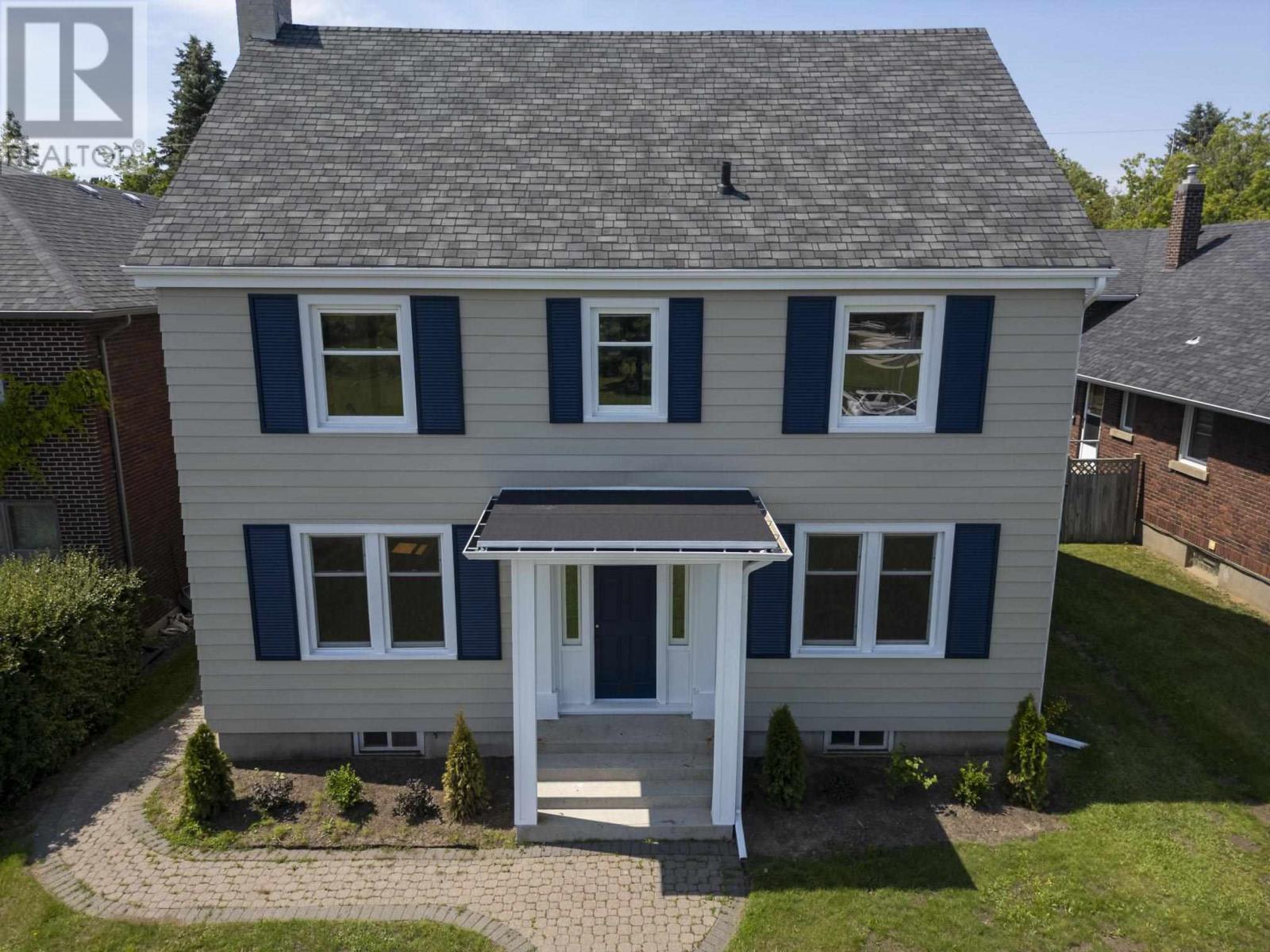 120 High St S, Thunder Bay, Ontario  P7B 3K5 - Photo 1 - TB252242
