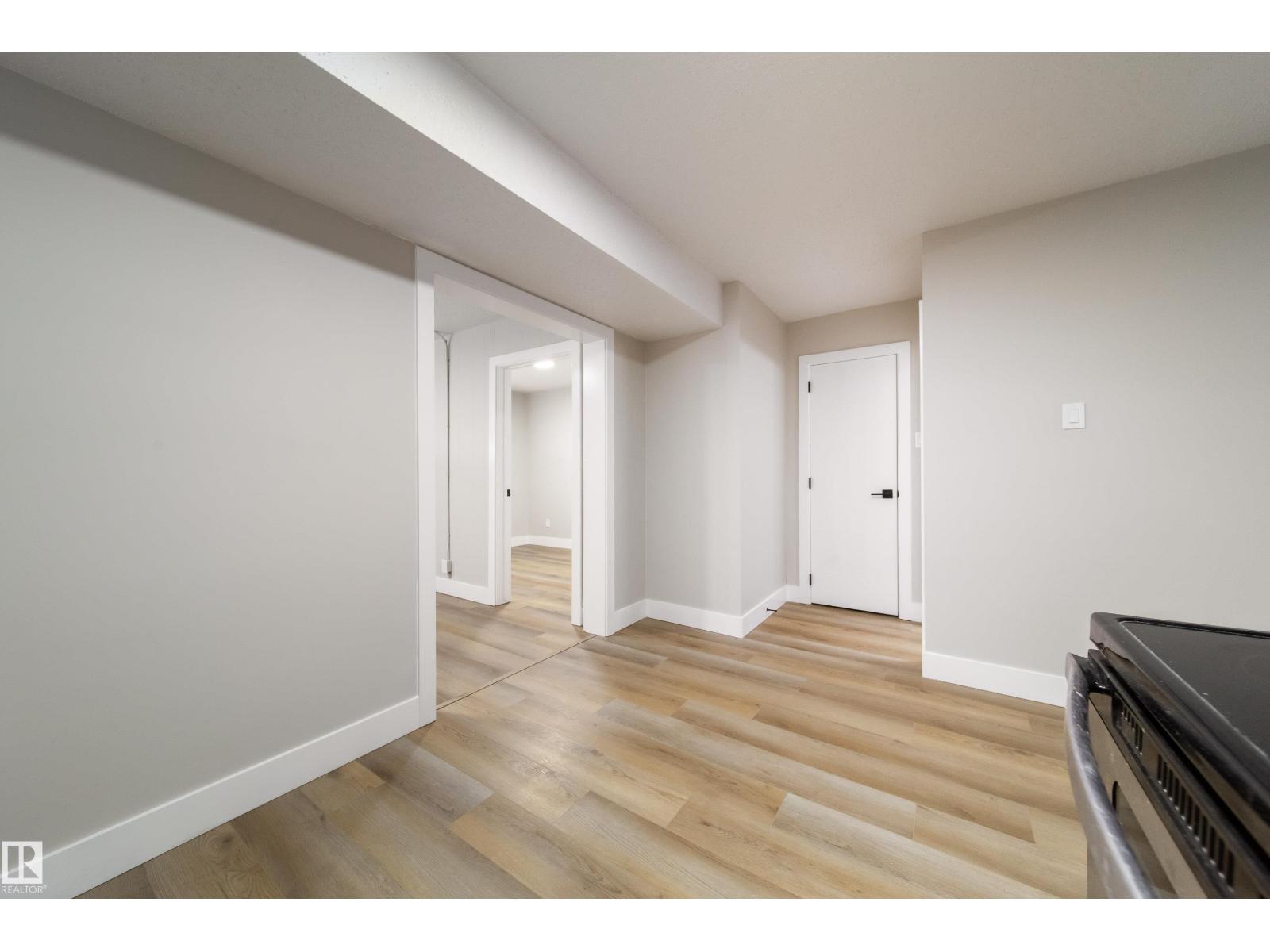 6418 132 Av Nw, Edmonton, Alberta  T5A 0J8 - Photo 10 - E4460929