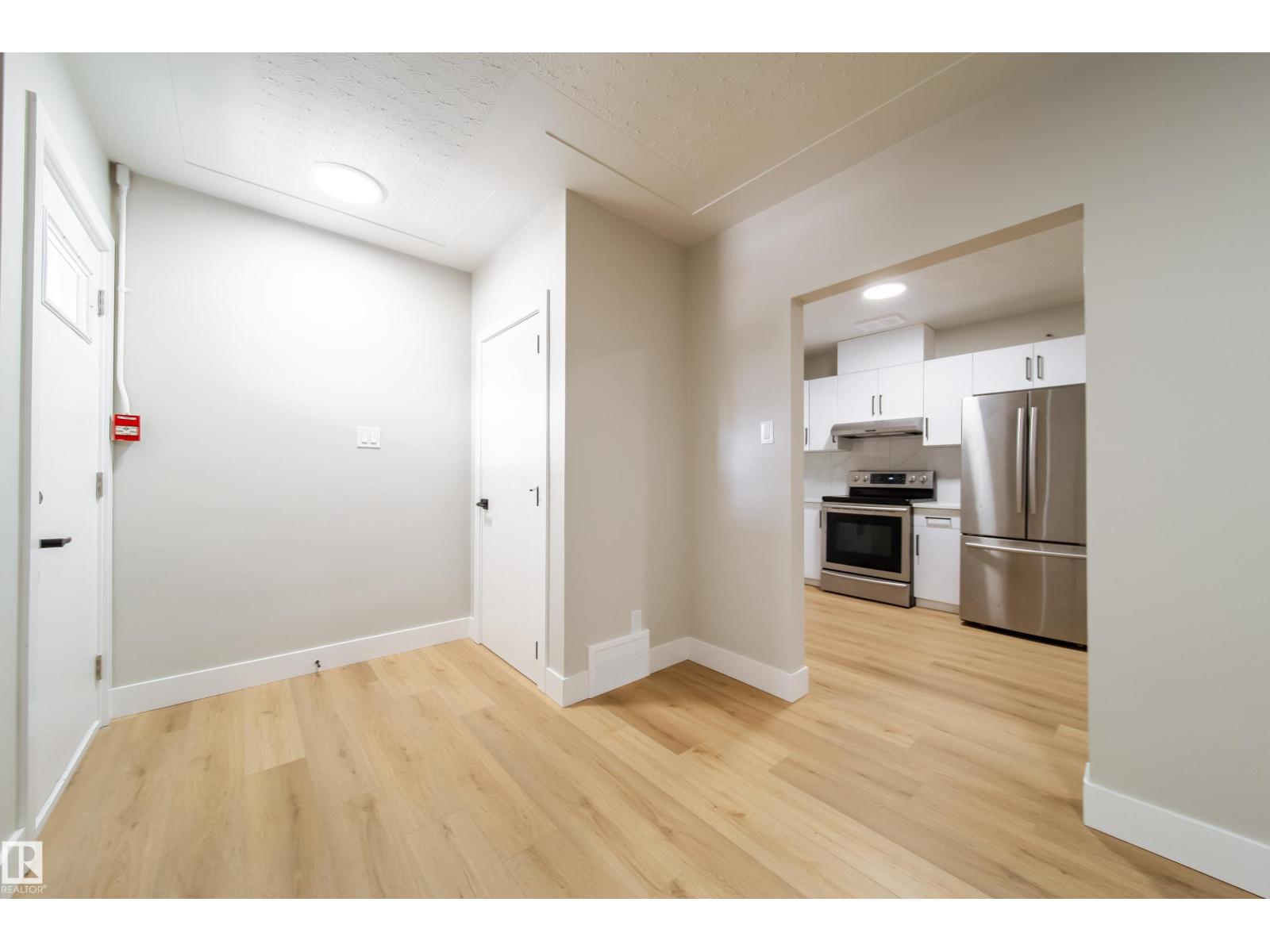 6418 132 Av Nw, Edmonton, Alberta  T5A 0J8 - Photo 4 - E4460929