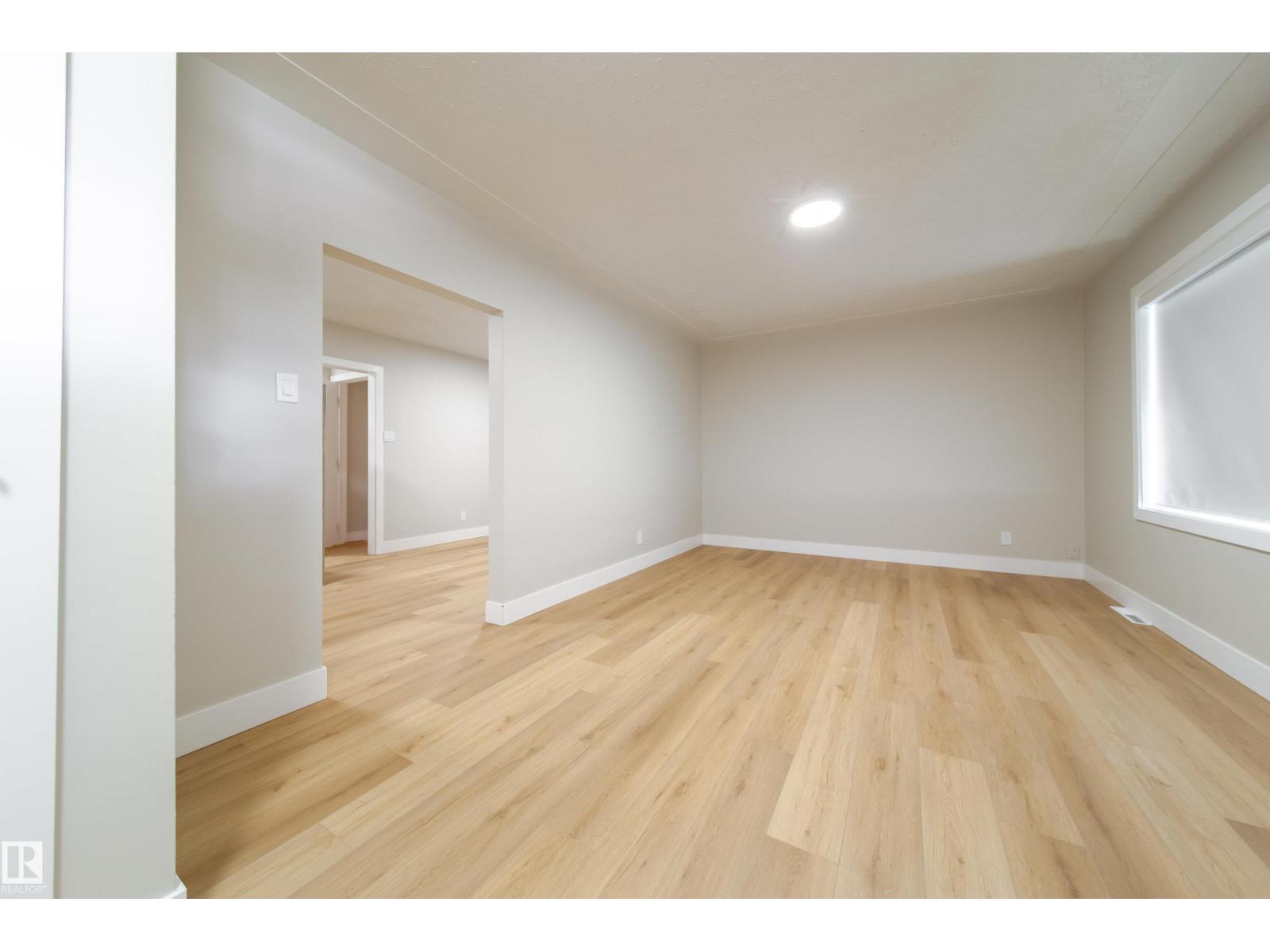 6418 132 Av Nw, Edmonton, Alberta  T5A 0J8 - Photo 7 - E4460929
