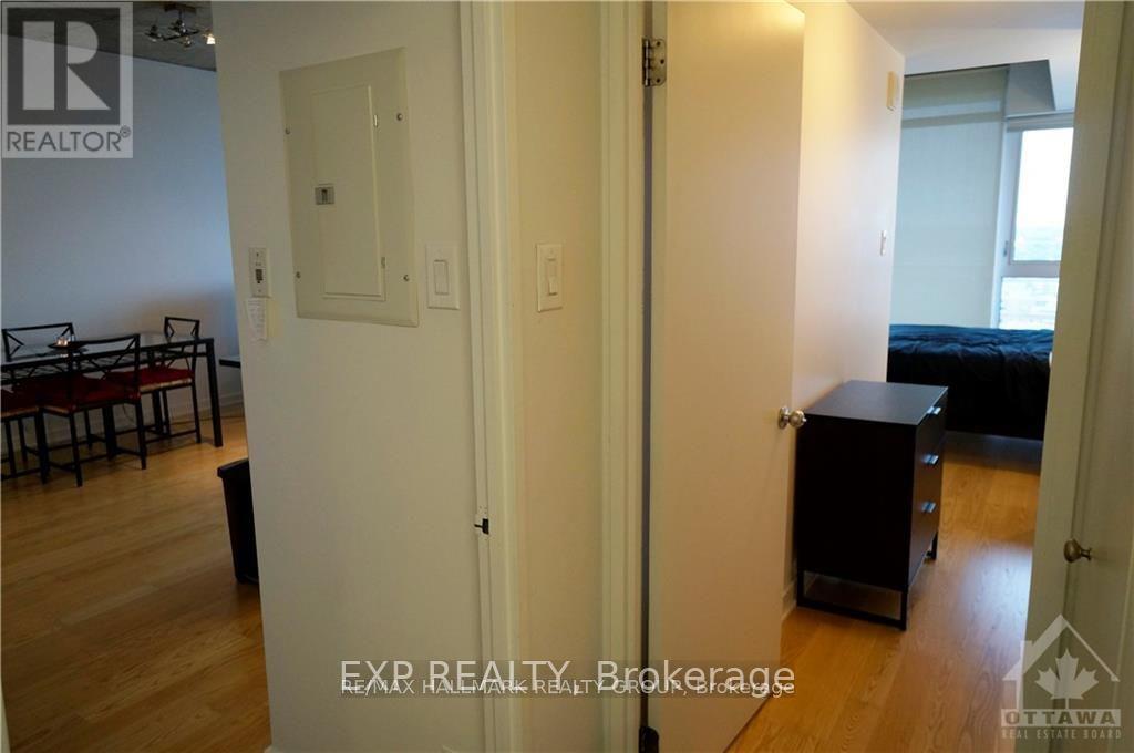 2102 - 324 Laurier Avenue W, Ottawa, Ontario  K1N 6P6 - Photo 16 - X12445604