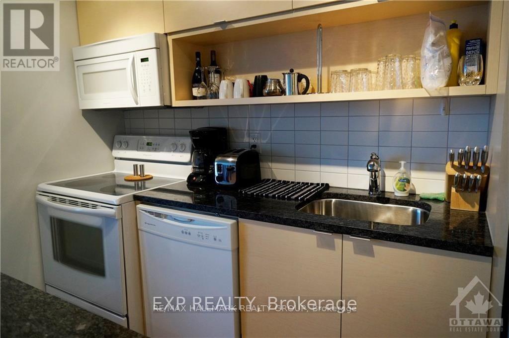 2102 - 324 Laurier Avenue W, Ottawa, Ontario  K1N 6P6 - Photo 9 - X12445604
