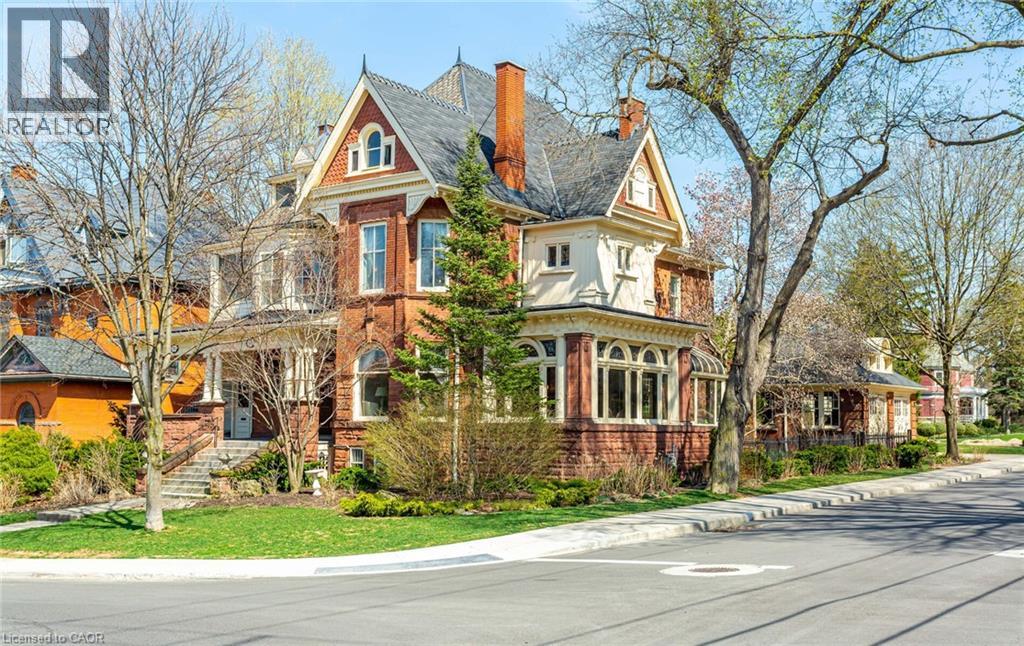 351 Bay Street S, Hamilton, Ontario  L8P 3J7 - Photo 2 - 40760344