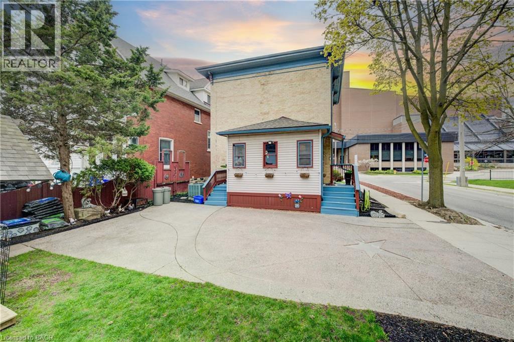 32 Ellen Street E, Kitchener, Ontario  N2H 1L4 - Photo 36 - 40776055