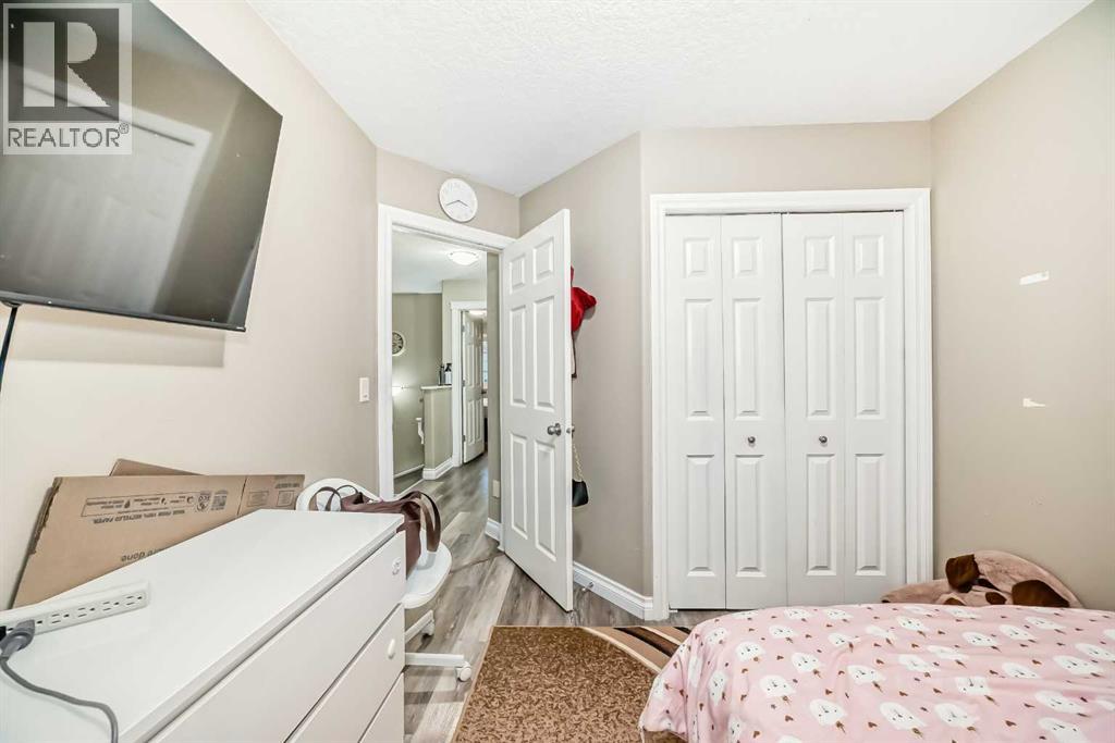 14 Dover Mews Se, Calgary, Alberta  T2B 0B6 - Photo 28 - A2257056