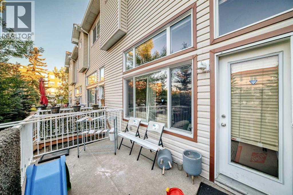 14 Dover Mews Se, Calgary, Alberta  T2B 0B6 - Photo 8 - A2257056