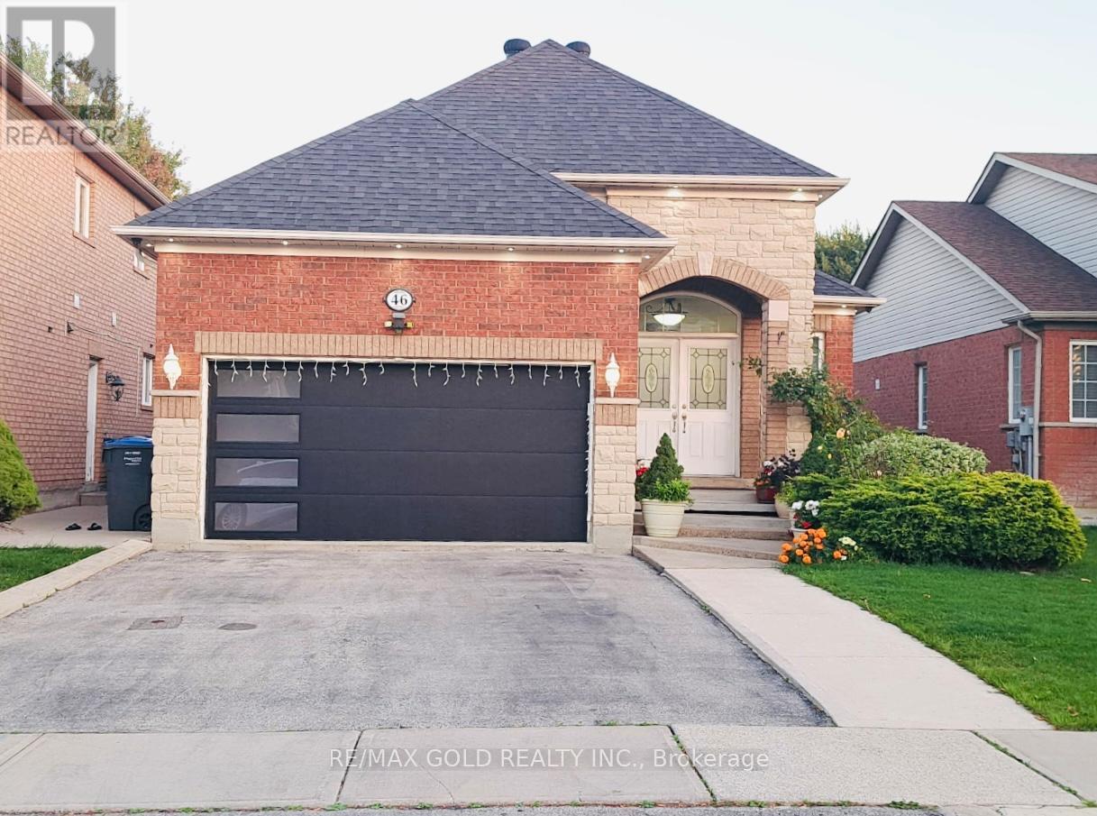 46 Cobblestone Court, Brampton, Ontario  L6R 2S2 - Photo 1 - W12445608