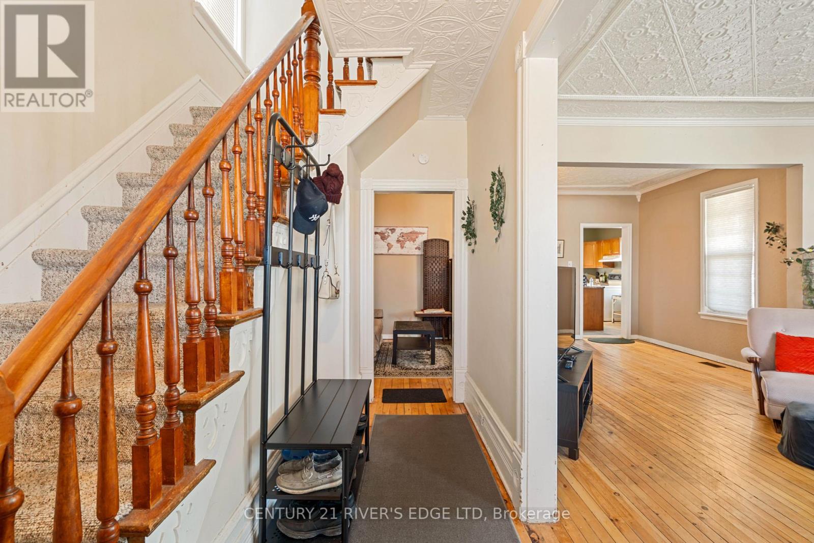 453 May Street, North Dundas, Ontario  K0C 2K0 - Photo 3 - X12445609