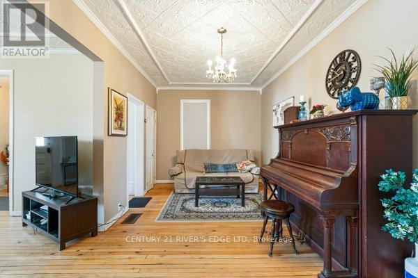453 May Street, North Dundas, Ontario  K0C 2K0 - Photo 8 - X12445609