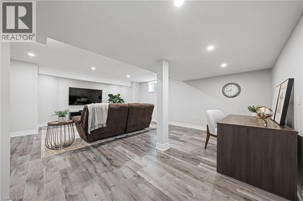 917 Fung Place, Kitchener, Ontario  N2A 4M3 - Photo 40 - 40774640