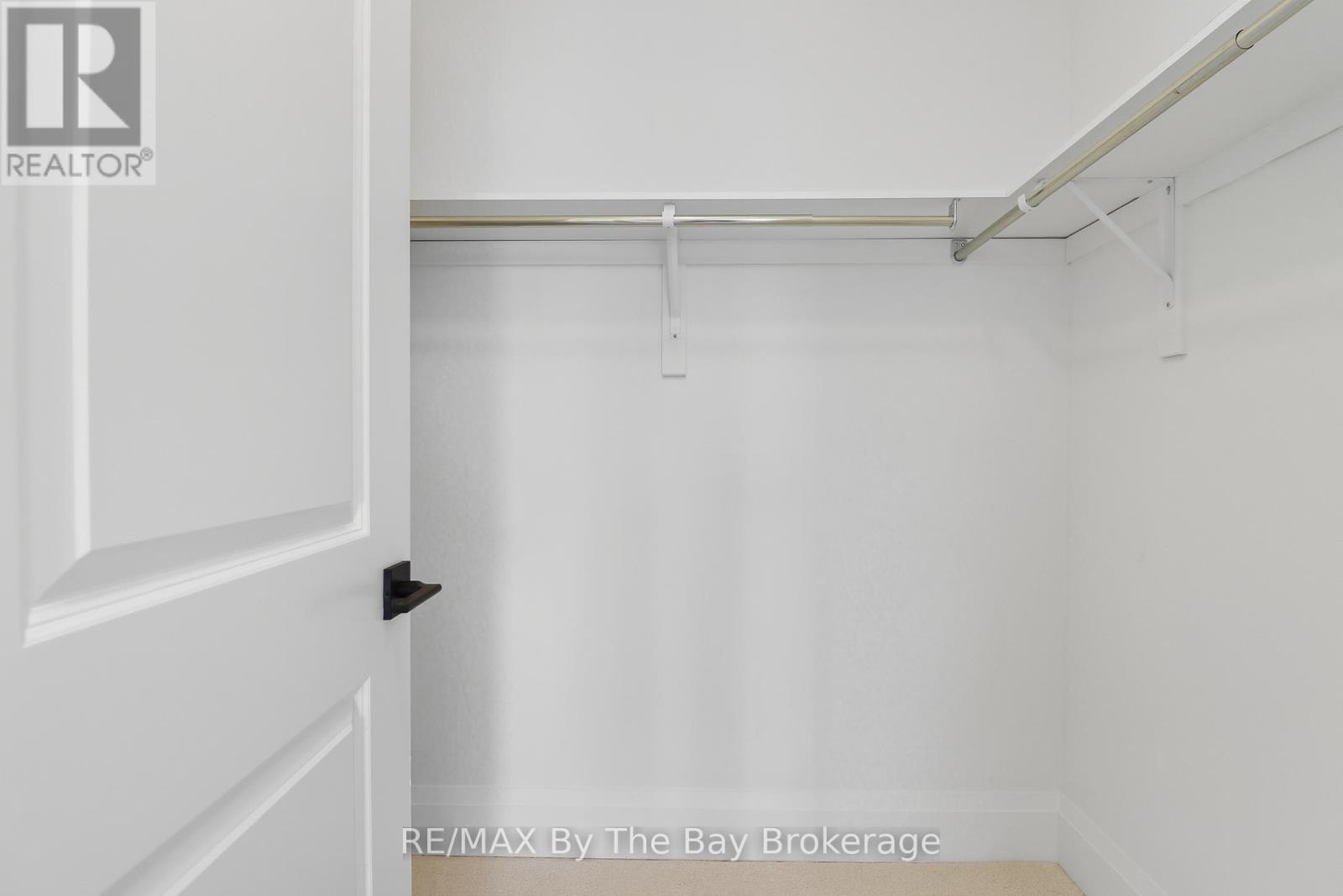 66 Amber Drive, Wasaga Beach, Ontario  L9Z 0R9 - Photo 42 - S12445614