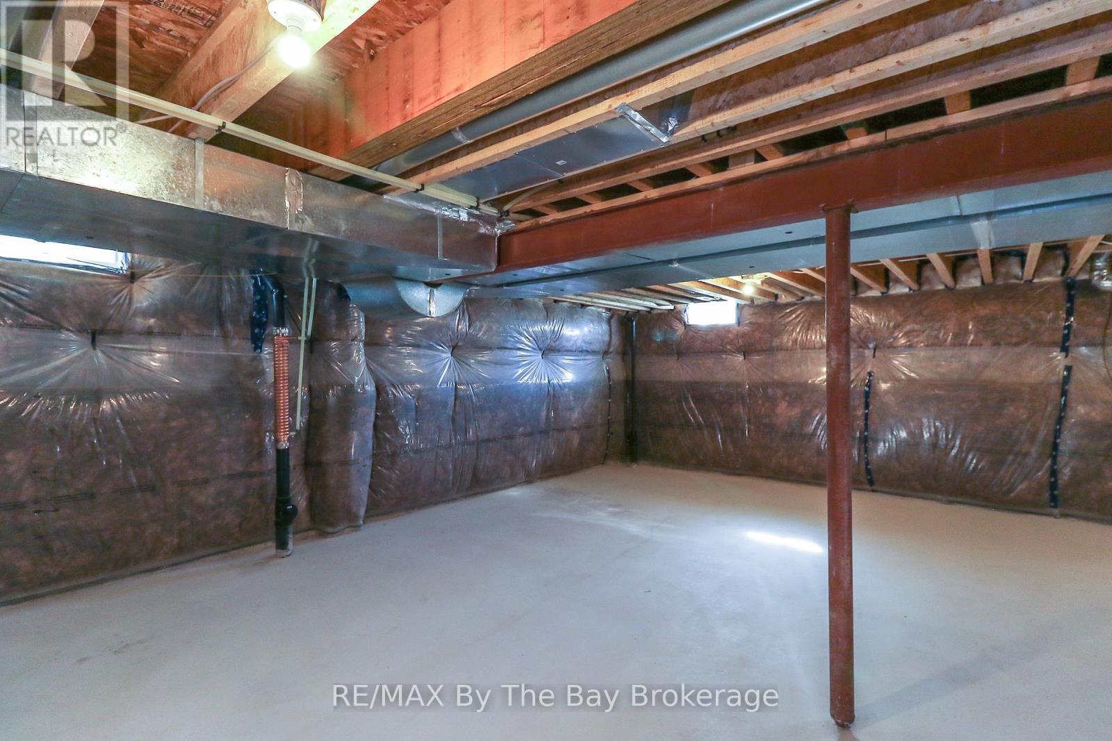 66 Amber Drive, Wasaga Beach, Ontario  L9Z 0R9 - Photo 43 - S12445614