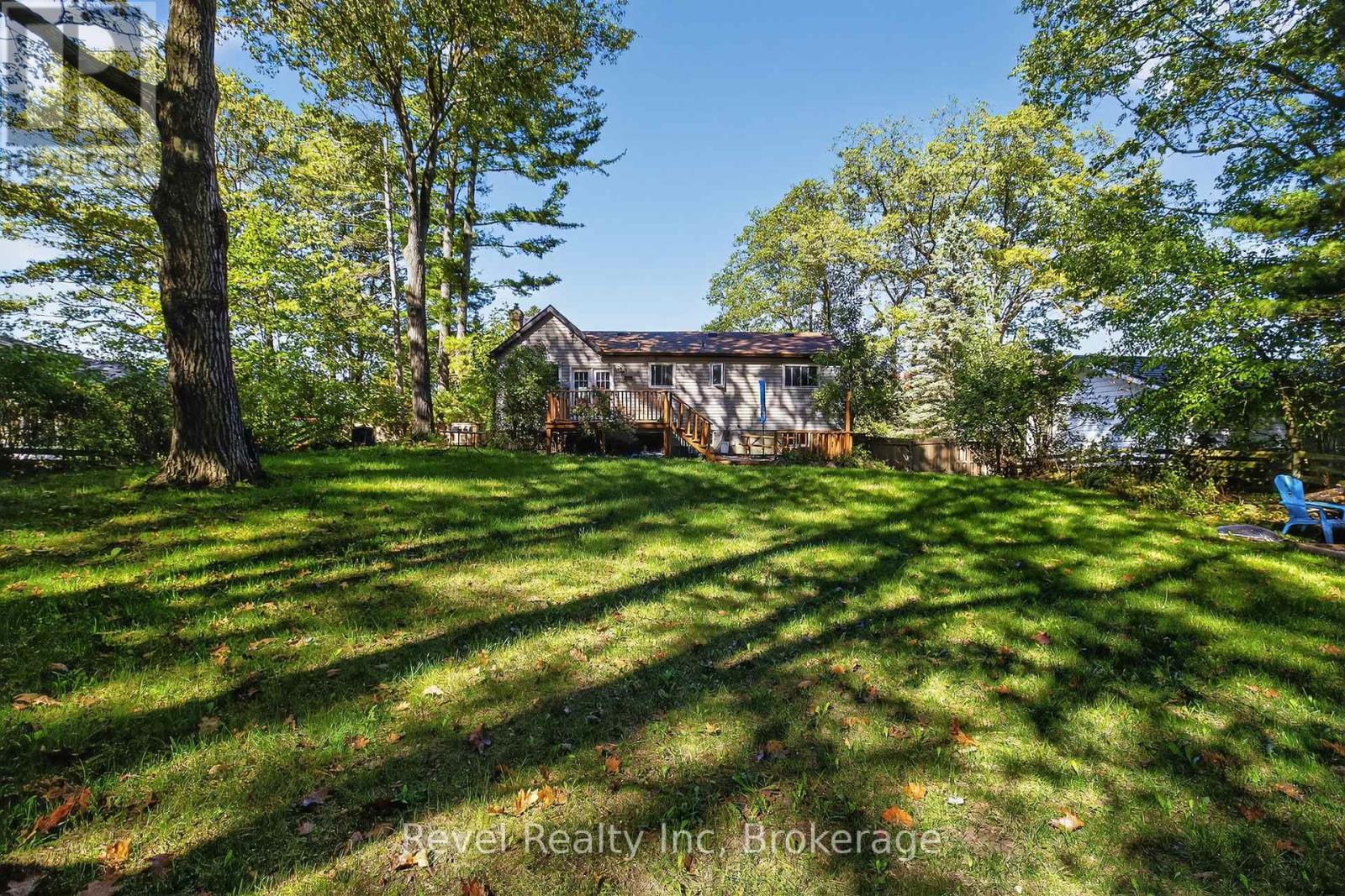 203 Knox Road W, Wasaga Beach, Ontario  L9Z 2A7 - Photo 20 - S12445625