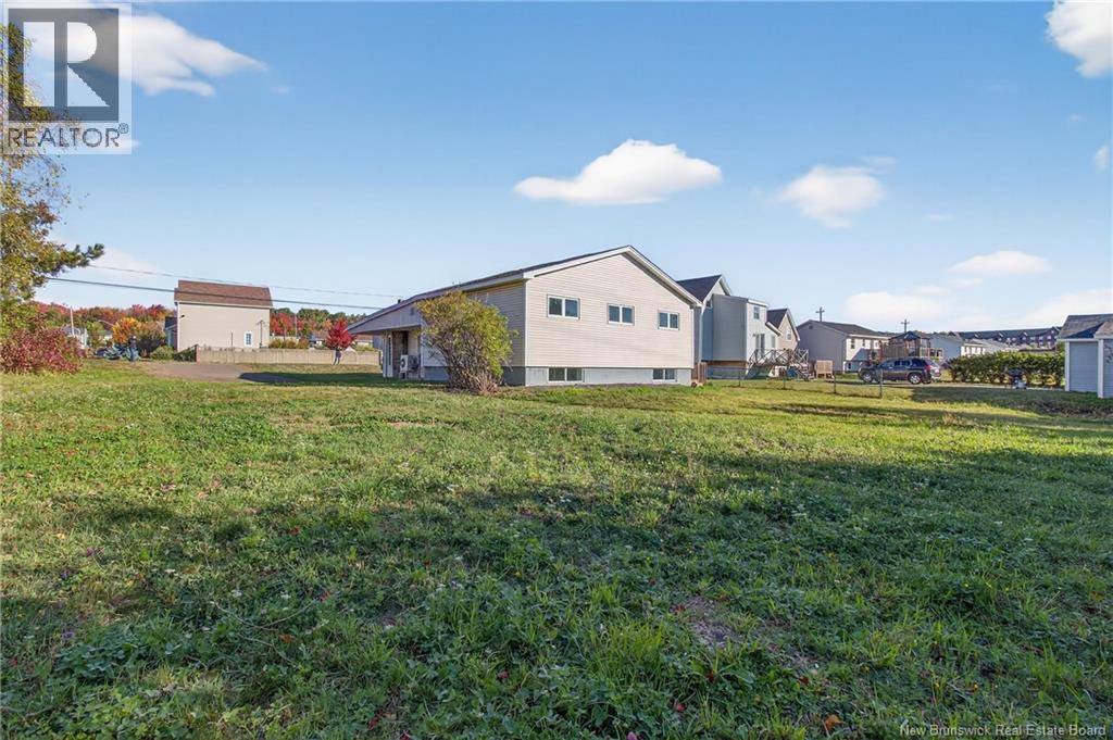 240 Highlandview Road, Moncton, New Brunswick  E1A 2L3 - Photo 37 - NB127909
