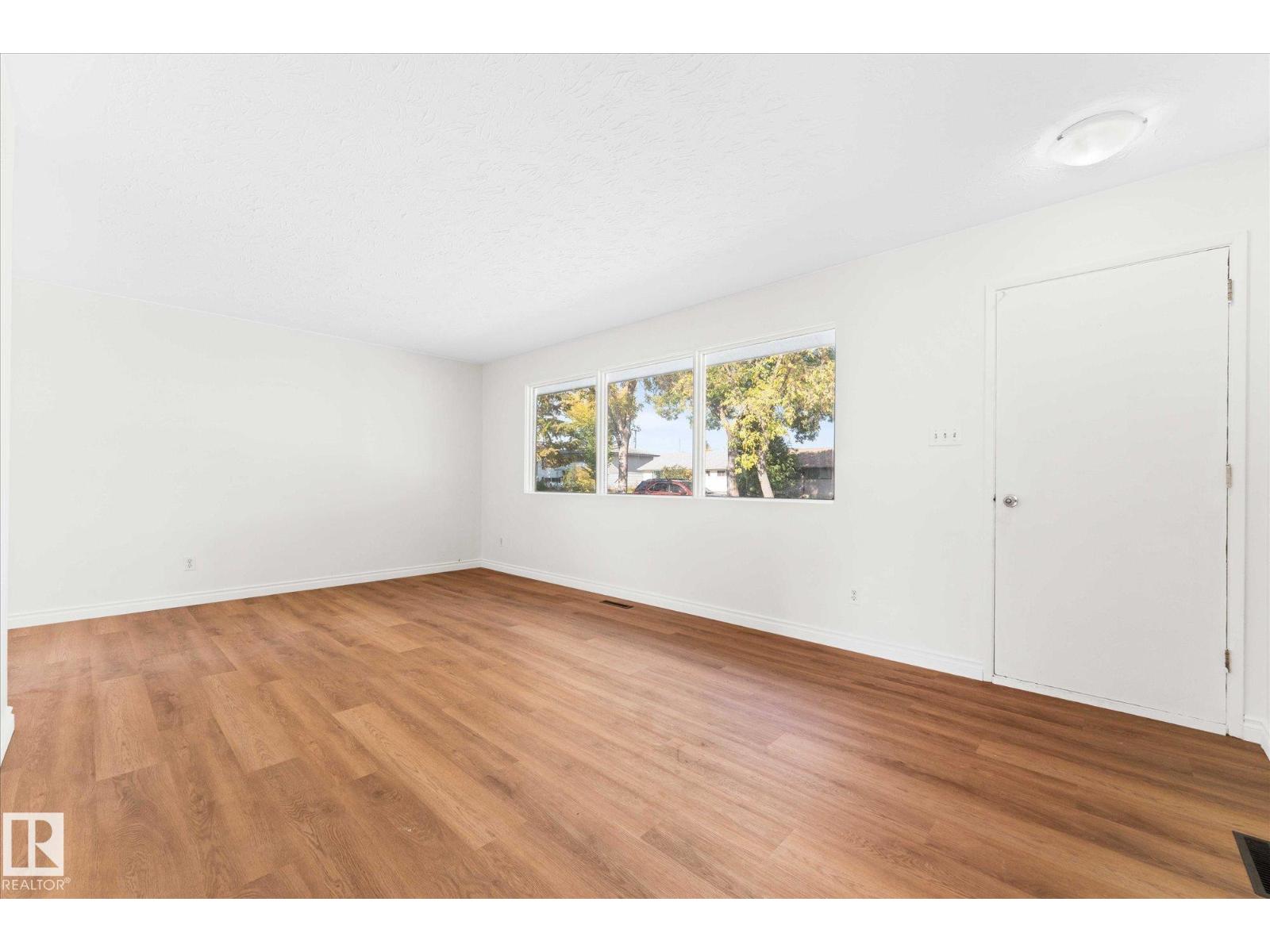 16437 106 Av Nw, Edmonton, Alberta  T5P 0X1 - Photo 5 - E4460934