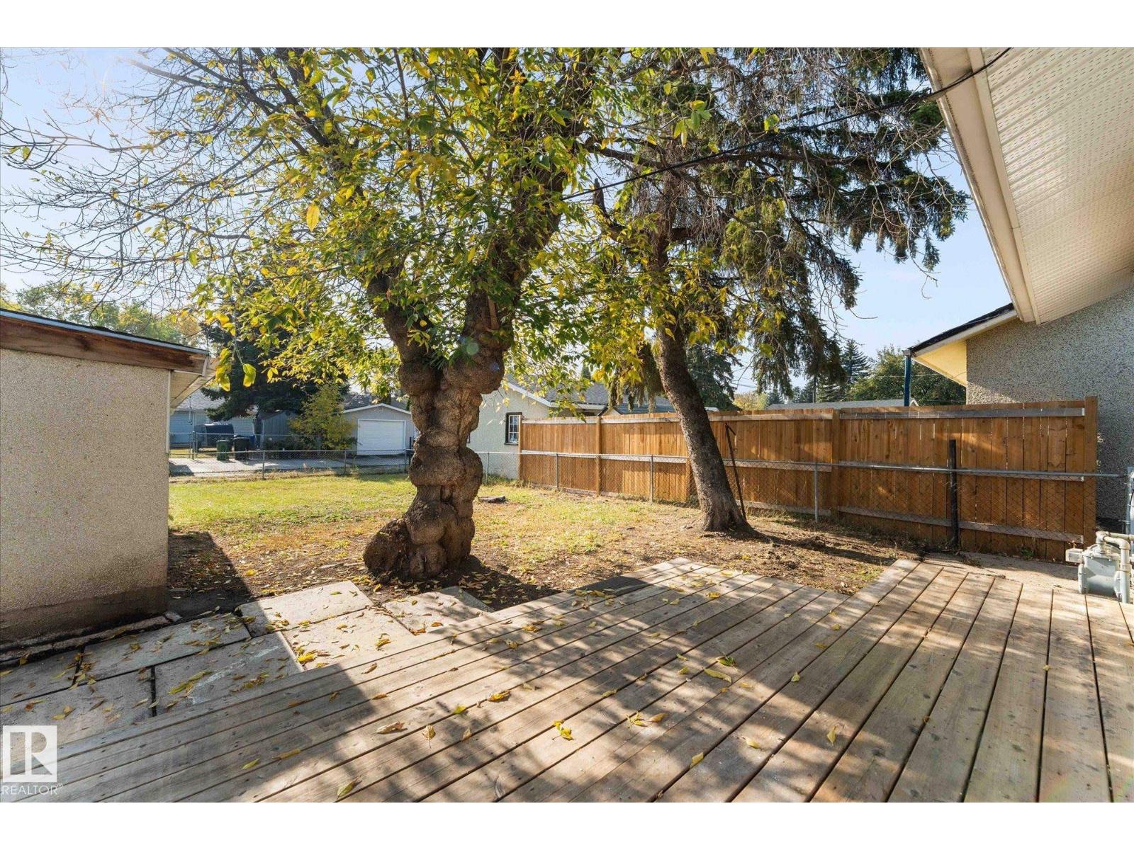 16437 106 Av Nw, Edmonton, Alberta  T5P 0X1 - Photo 28 - E4460934