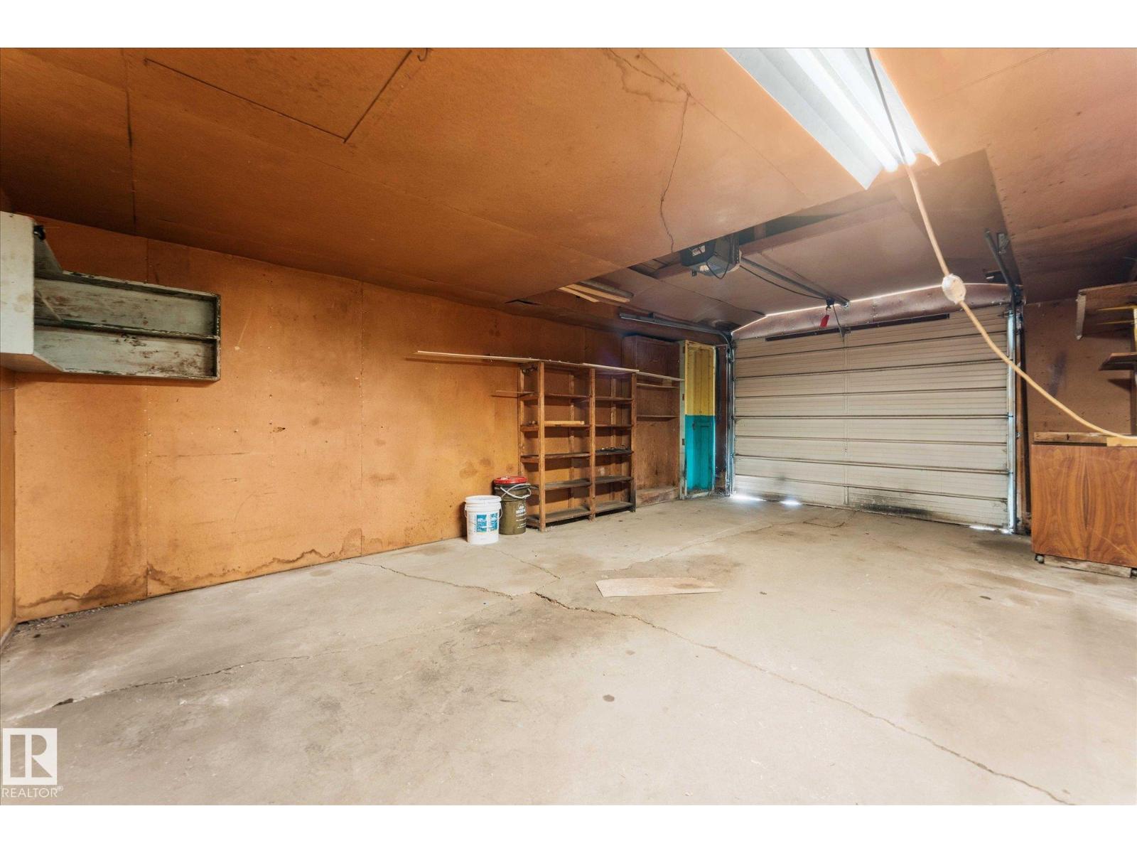 16437 106 Av Nw, Edmonton, Alberta  T5P 0X1 - Photo 32 - E4460934