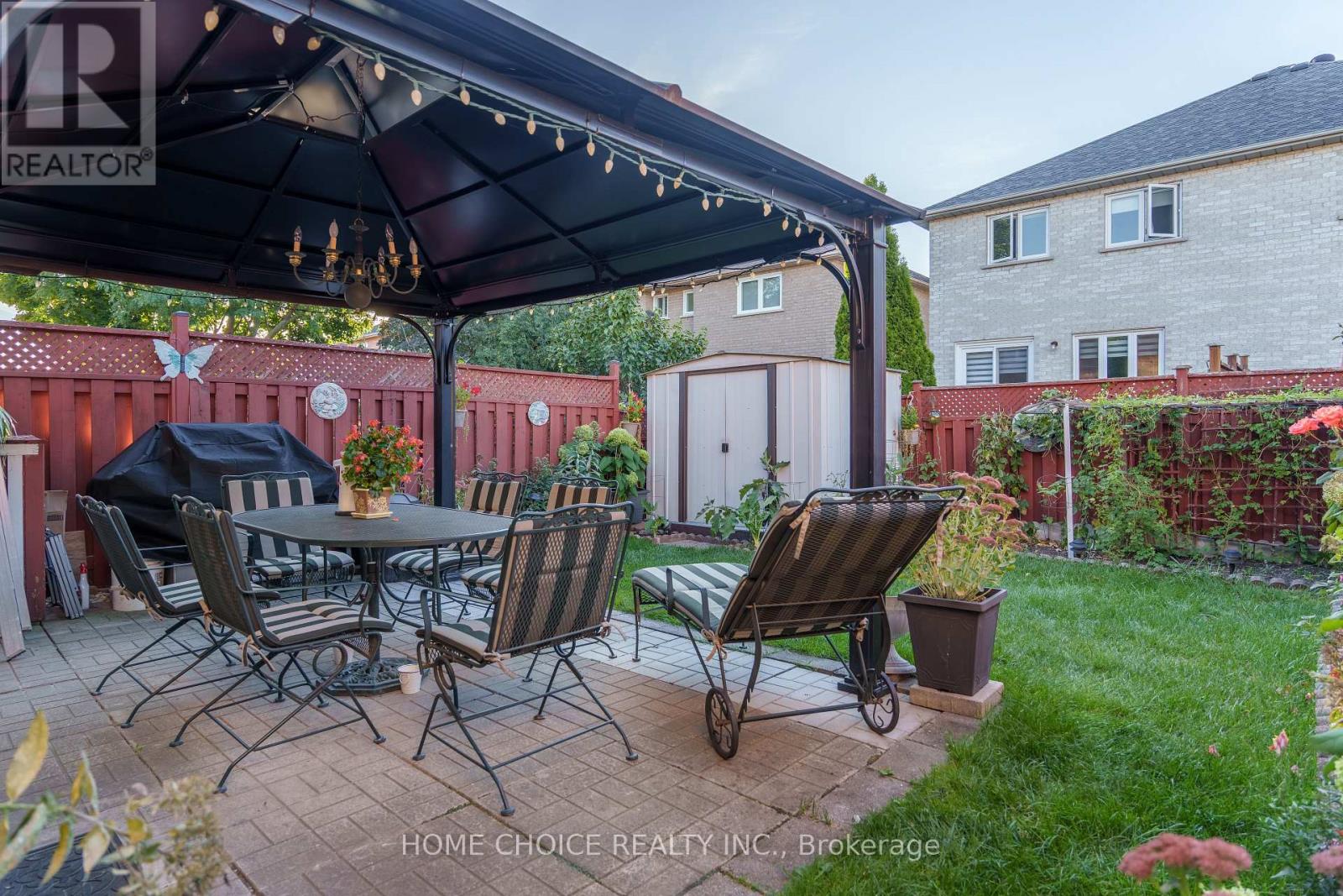 914 Applecroft Circle, Mississauga, Ontario  L5V 2A7 - Photo 25 - W12445611