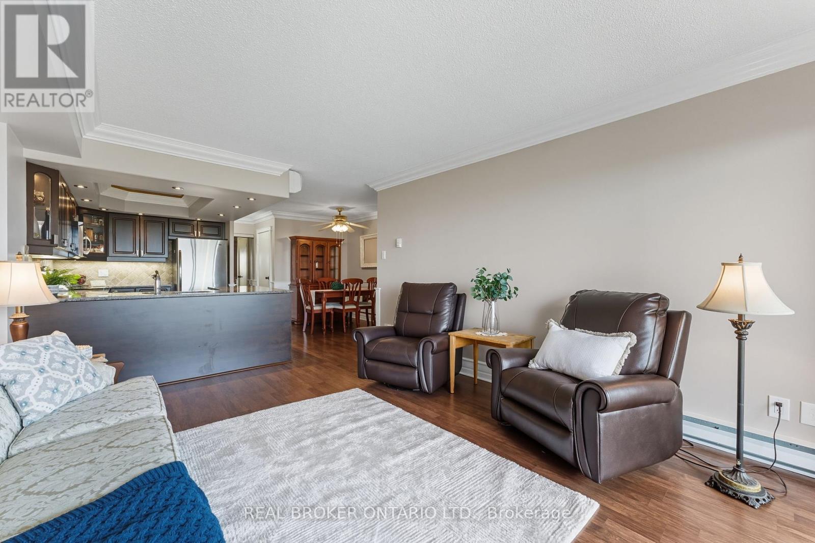 907 - 158c Mcarthur Avenue, Ottawa, Ontario  K1L 8E7 - Photo 14 - X12445612