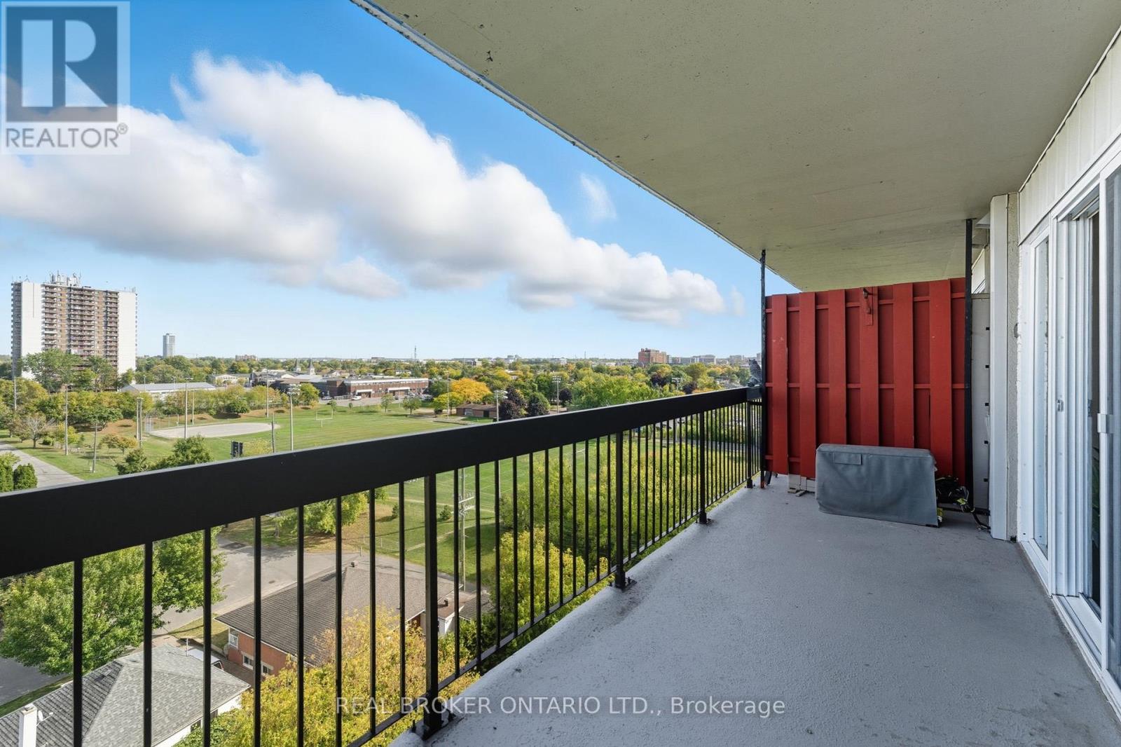 907 - 158c Mcarthur Avenue, Ottawa, Ontario  K1L 8E7 - Photo 15 - X12445612