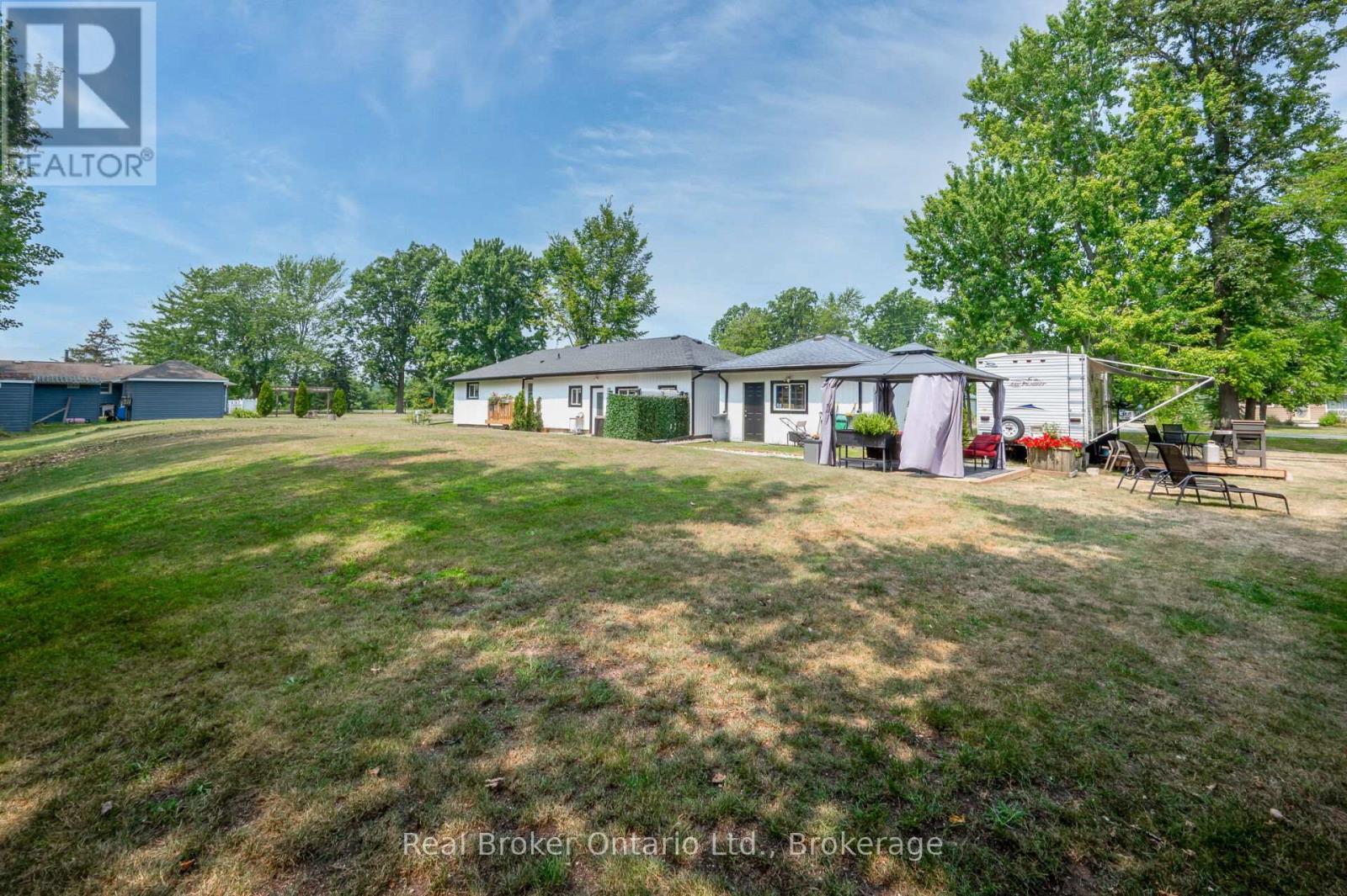 2525 Vimy Road, Port Colborne, Ontario  L3K 5V3 - Photo 36 - X12445622