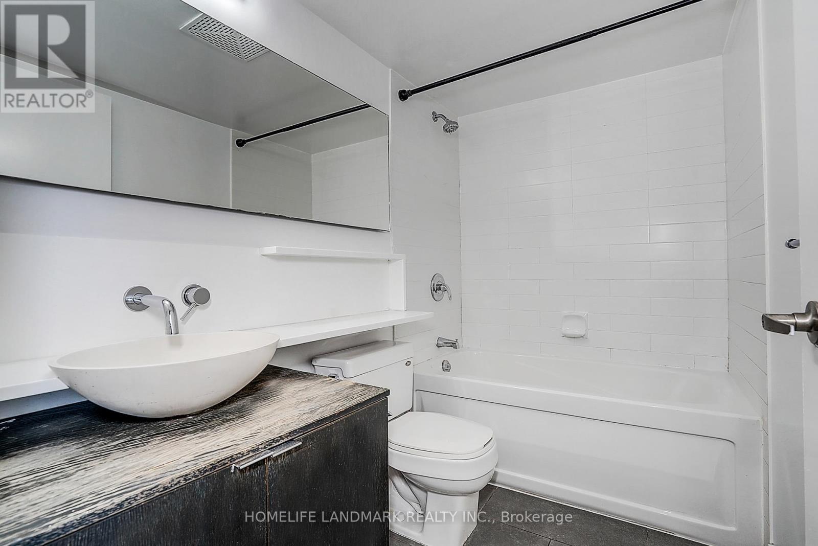 4602 - 15 Fort York Boulevard, Toronto, Ontario  M5V 3Y4 - Photo 28 - C12445615