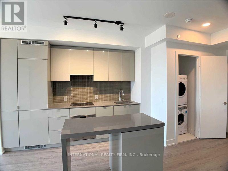 4806 - 7 Grenville Street, Toronto, Ontario  M4Y 1A1 - Photo 10 - C12445616